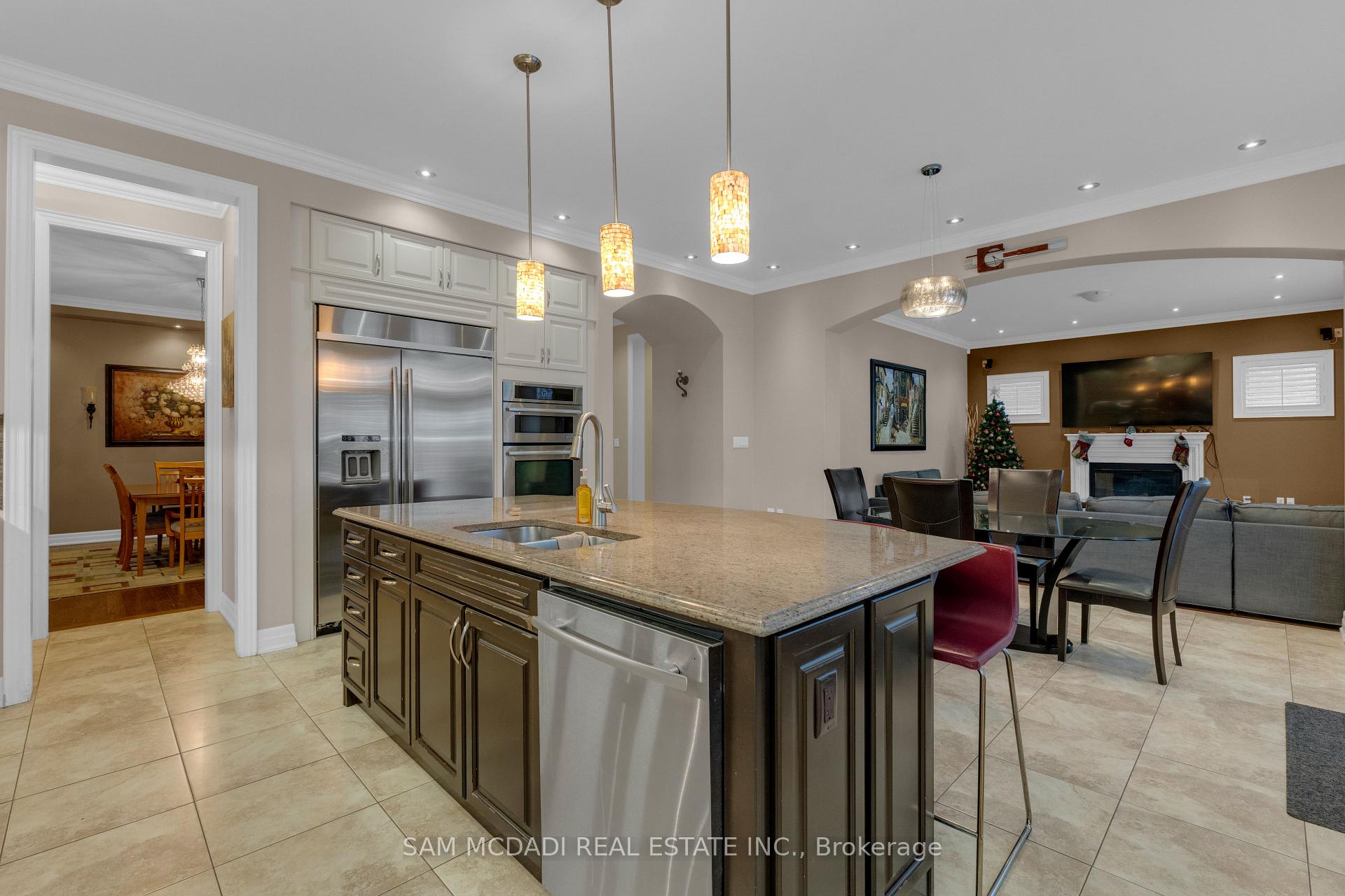 136 North Park Boulevard