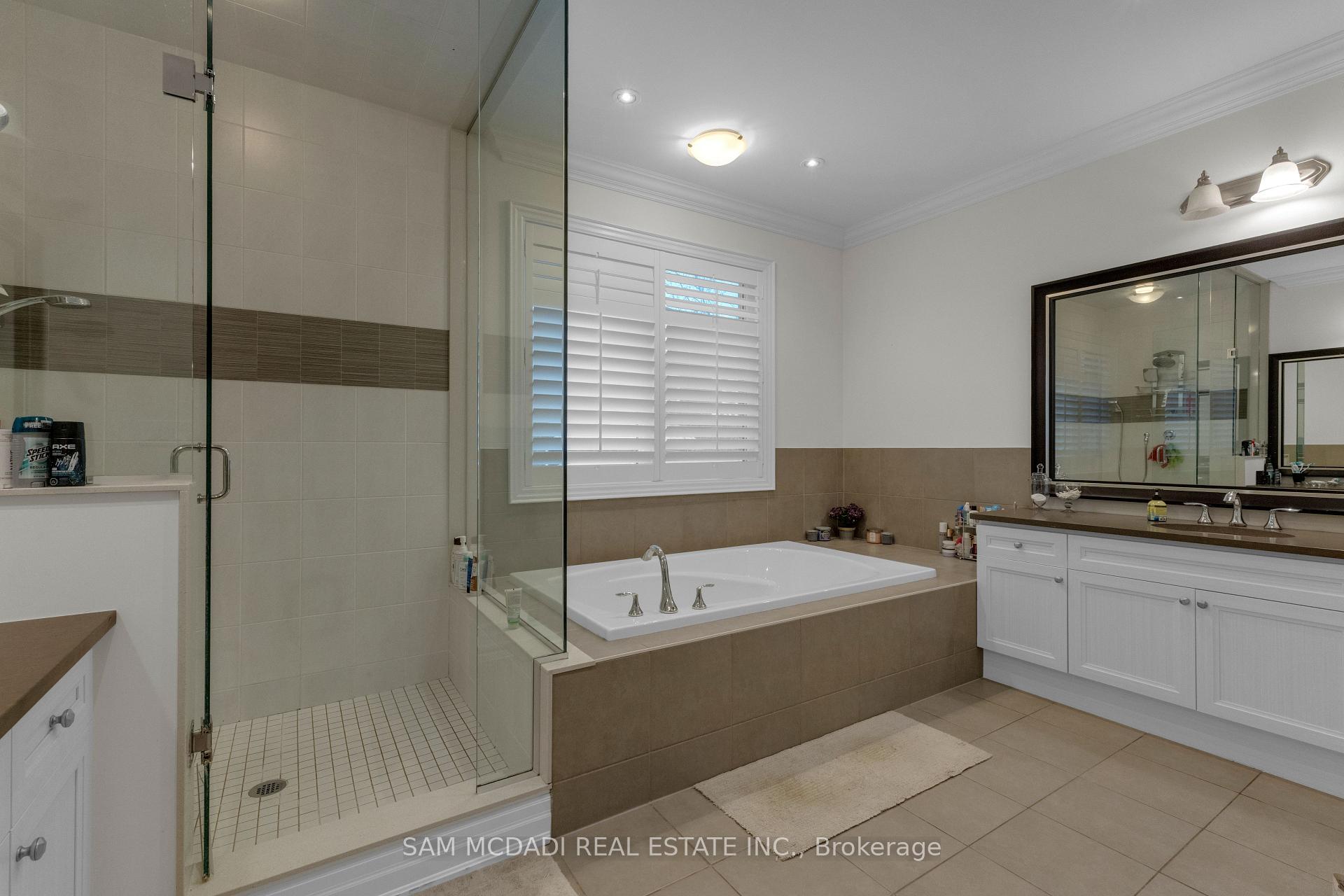 136 North Park Boulevard