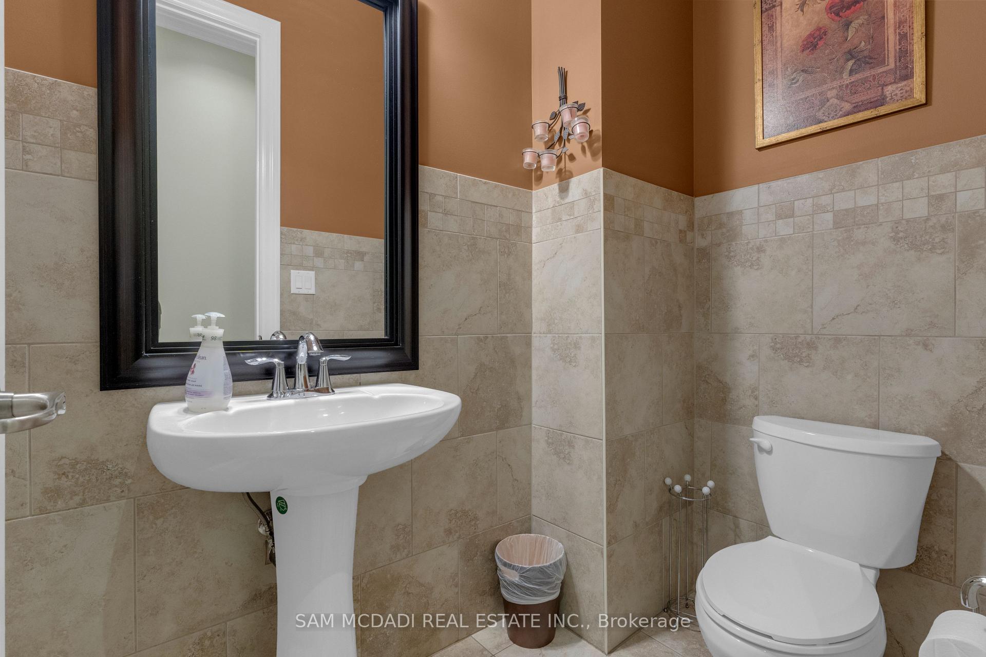 136 North Park Boulevard