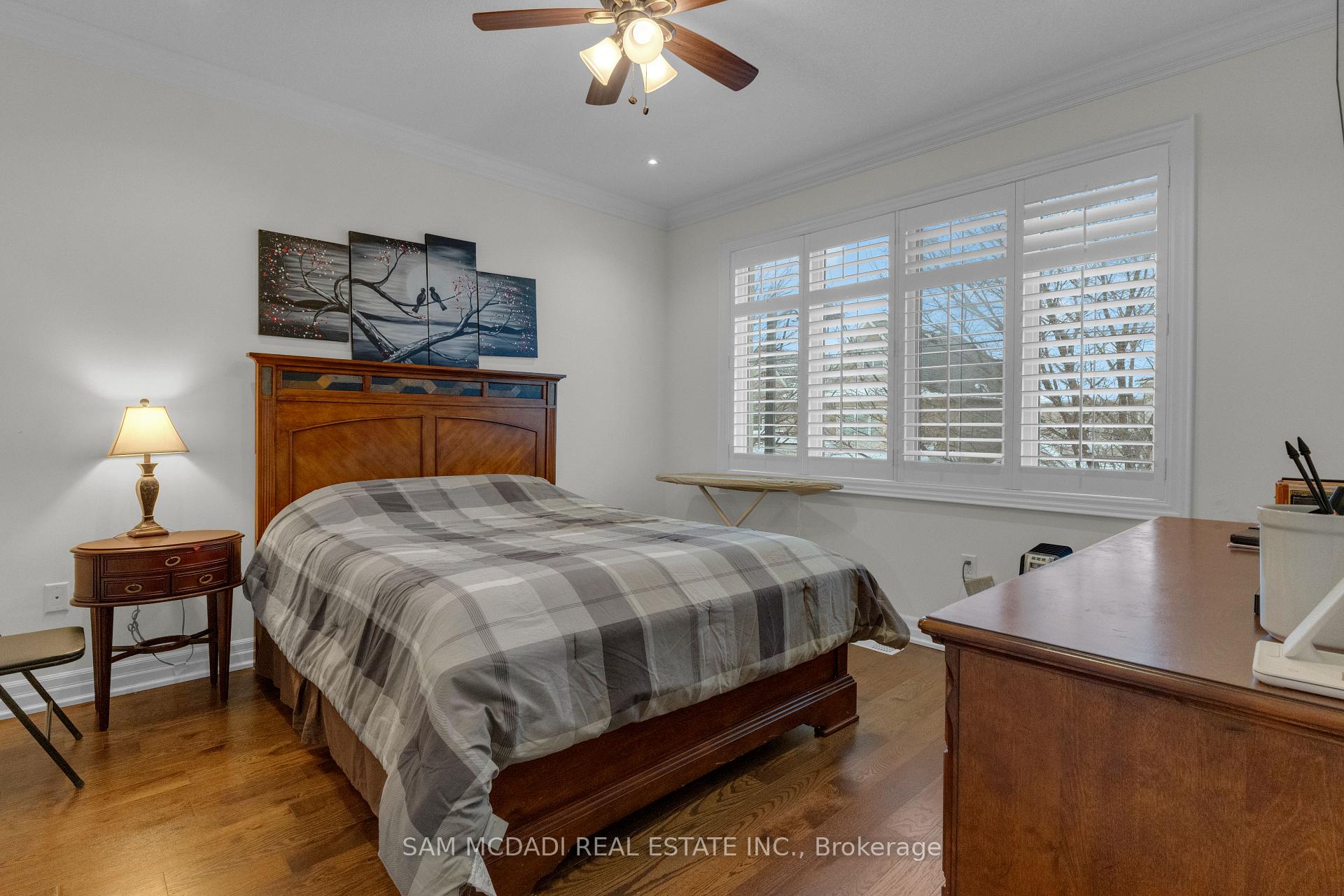 136 North Park Boulevard