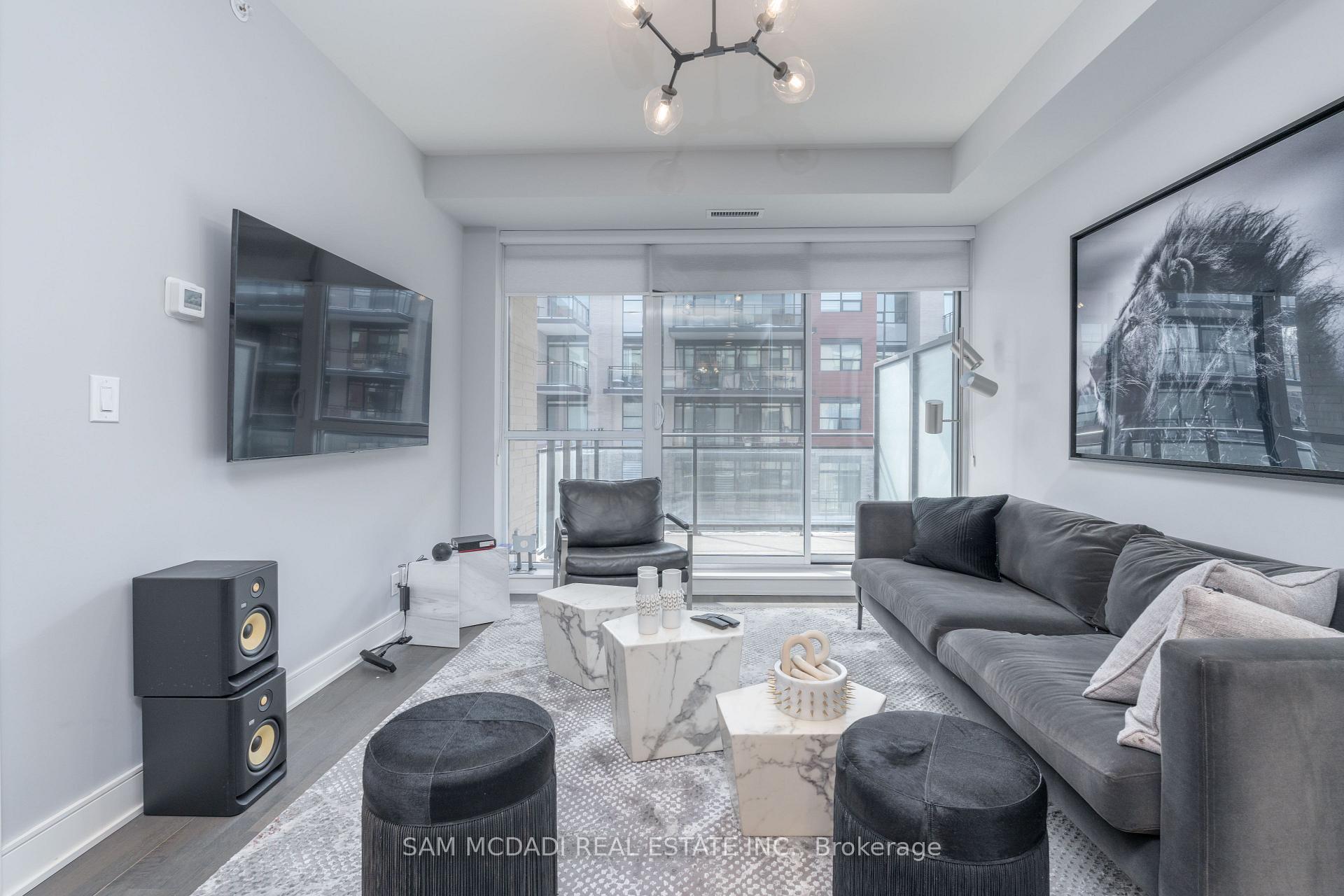 1575 Lakeshore Road W 232