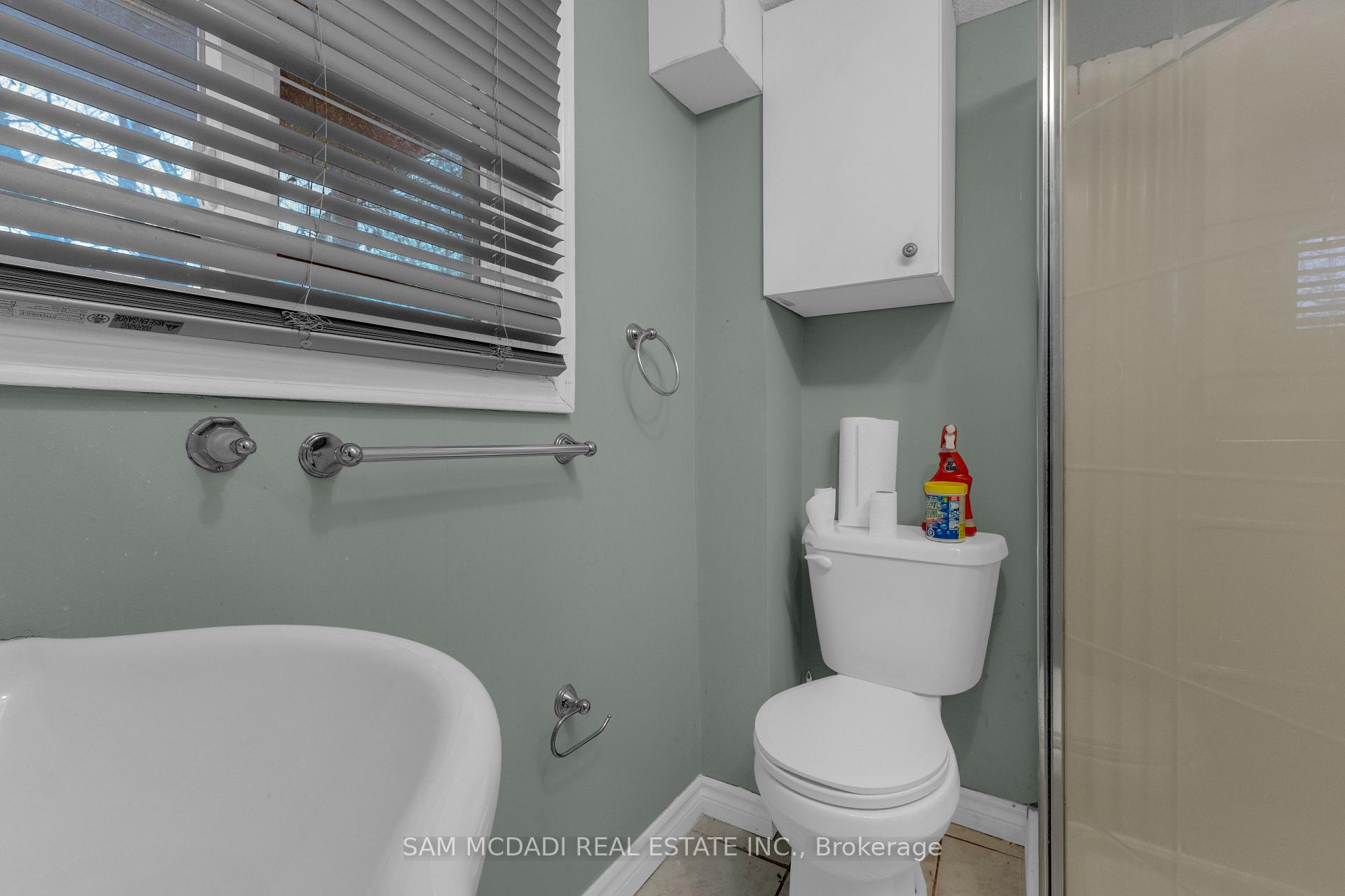 5477 Palmerston Crescent BSMT