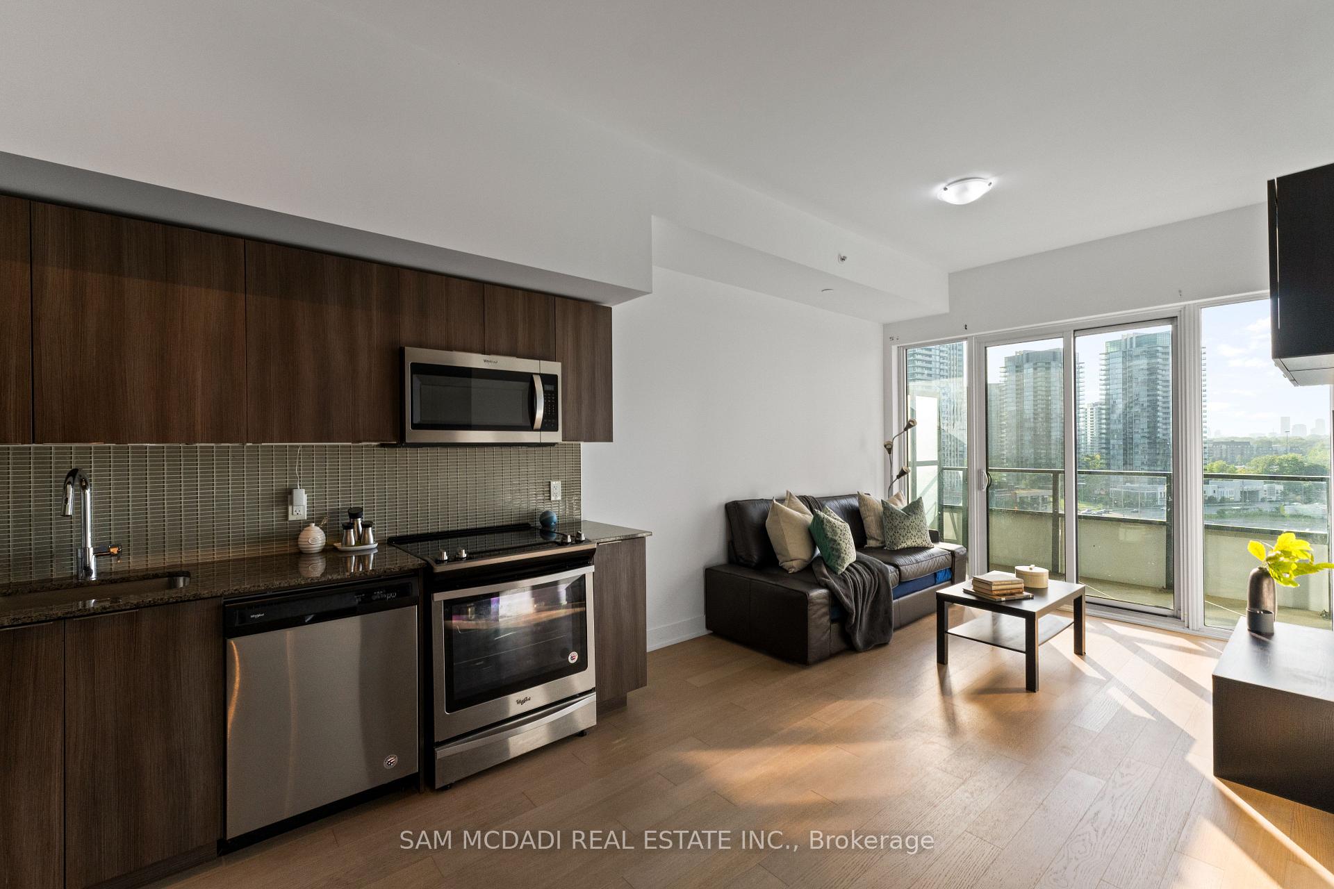 30 Shore Breeze Drive W 1012