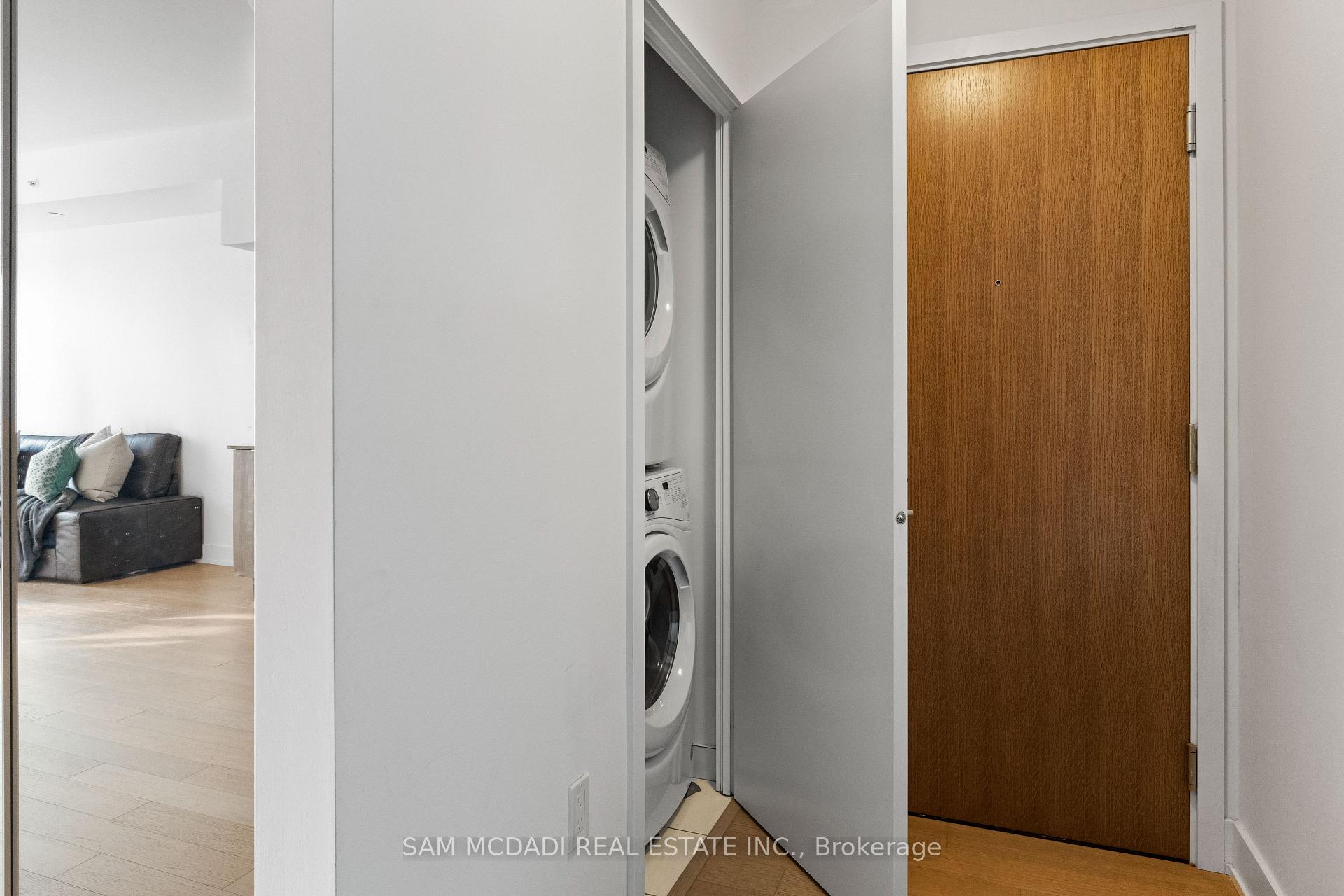 30 Shore Breeze Drive W 1012