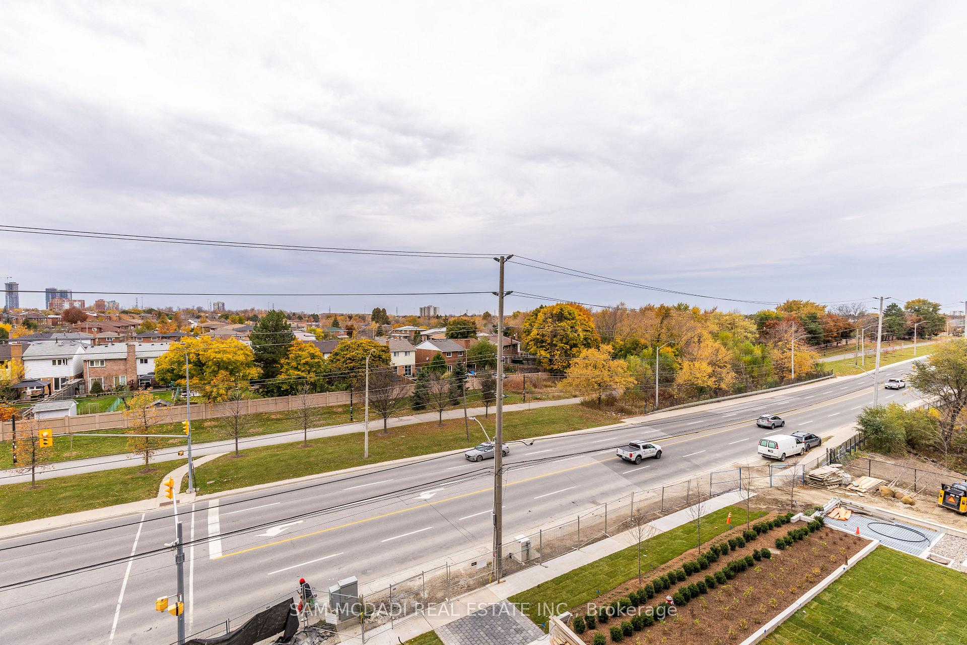 204 Burnhamthorpe Road 404