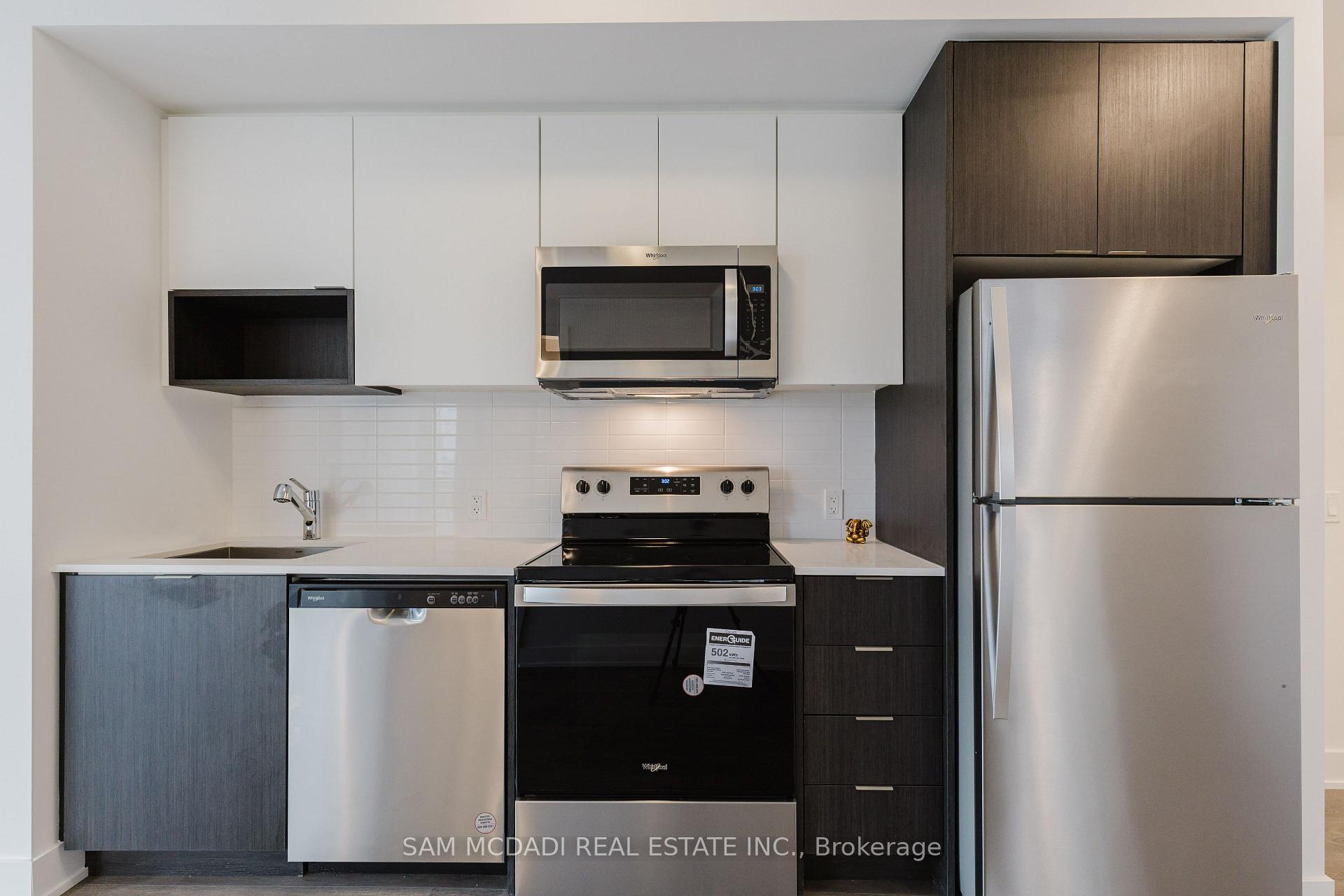 204 Burnhamthorpe Road 404