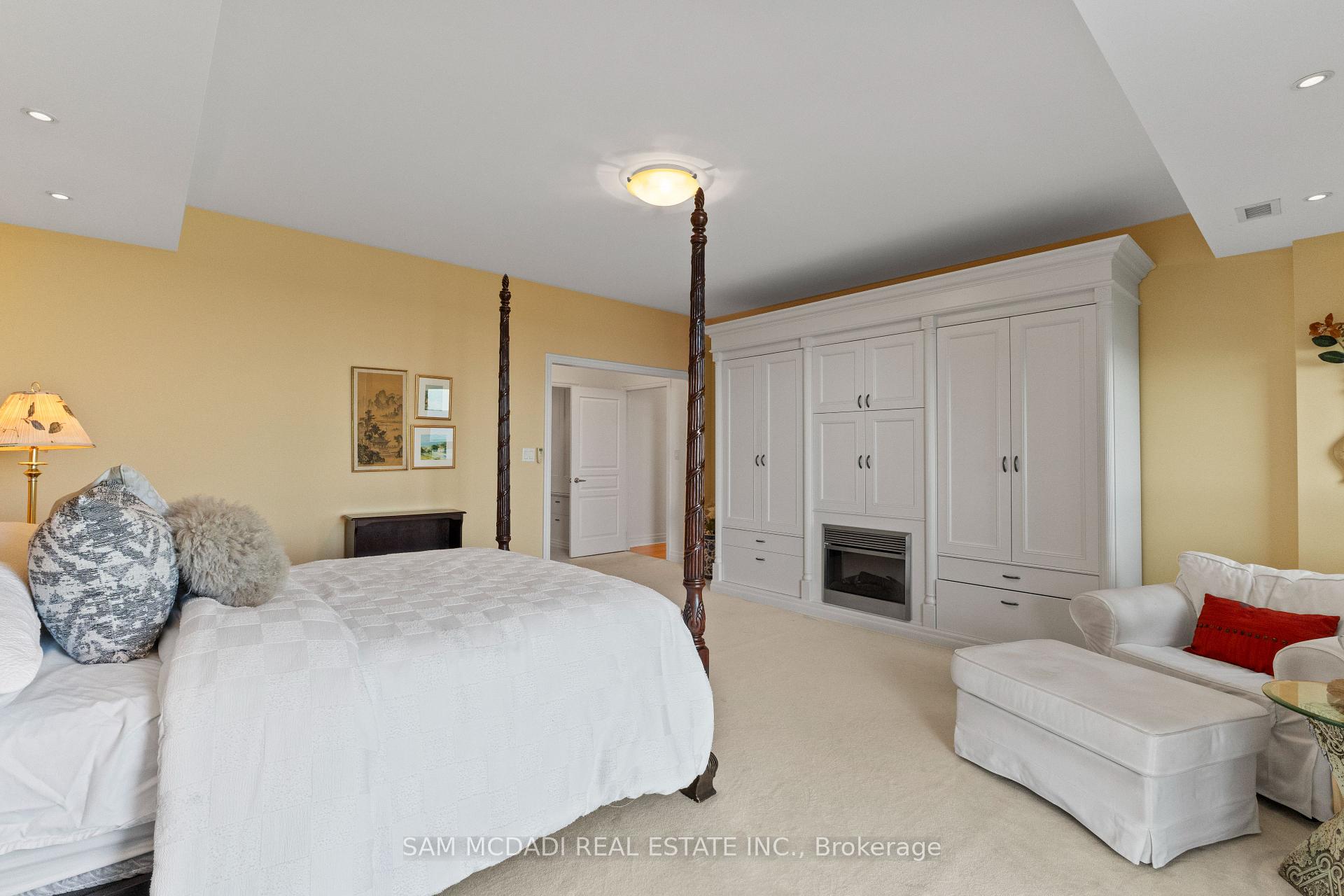 65 Port Street E 509