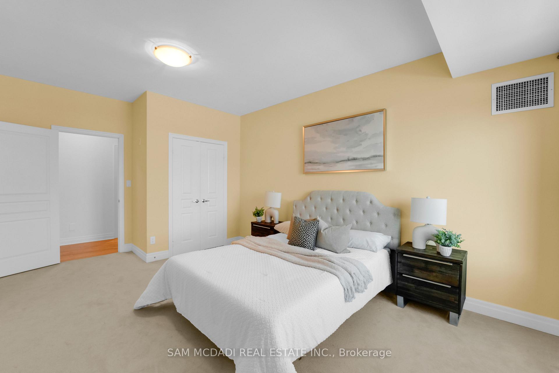 65 Port Street E 509