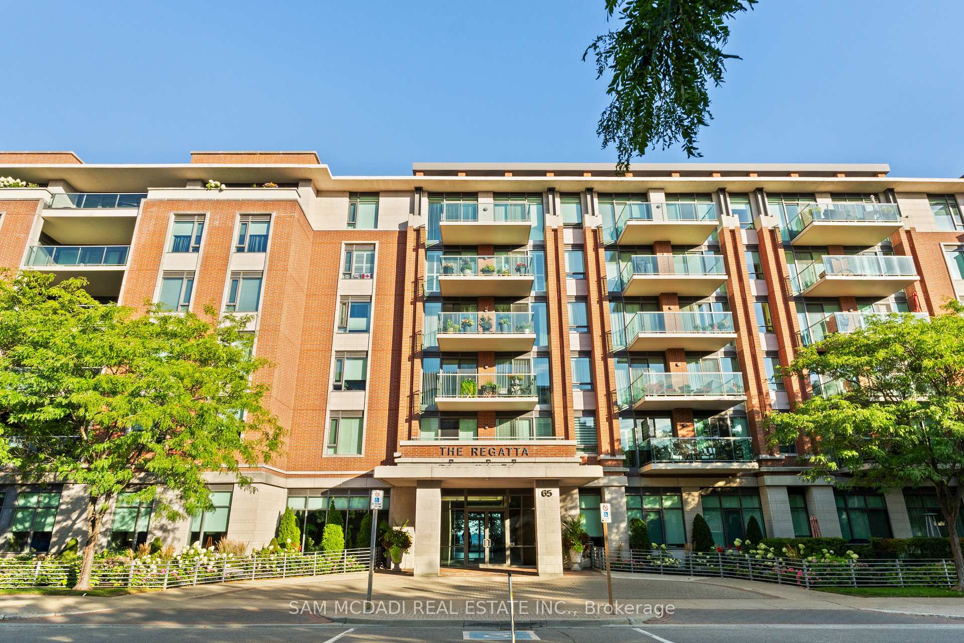 65 Port Street E 509