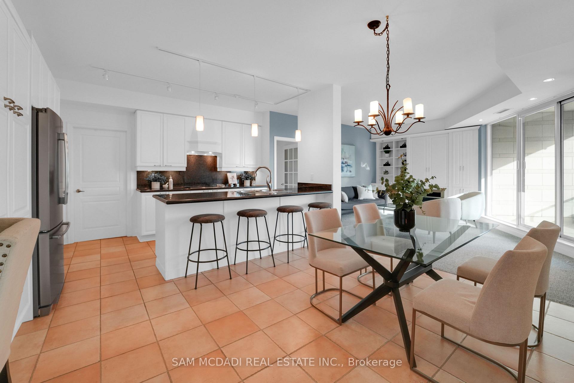 65 Port Street E 509