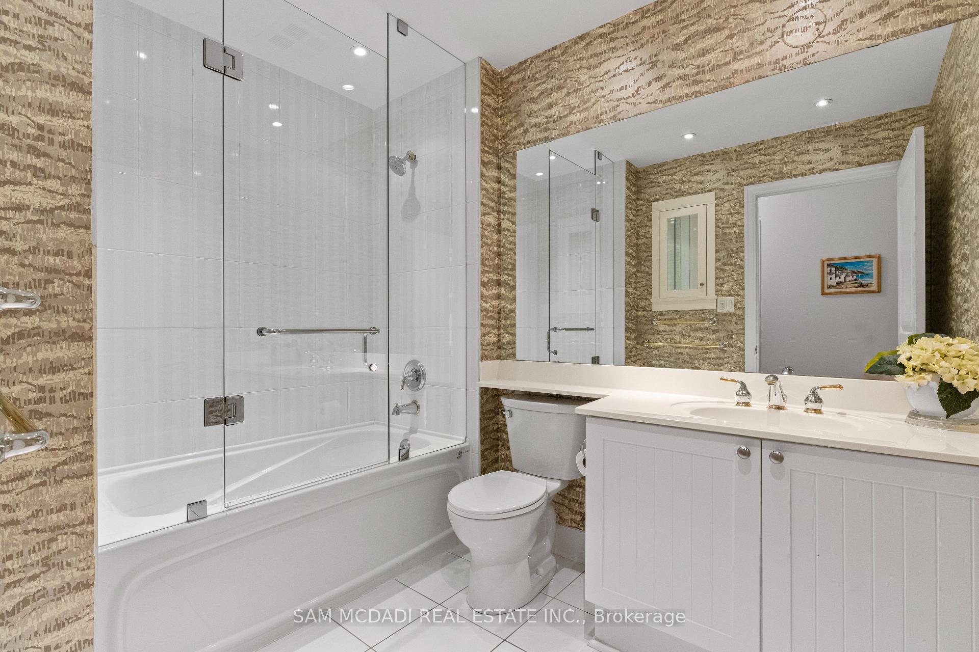 65 Port Street E 509