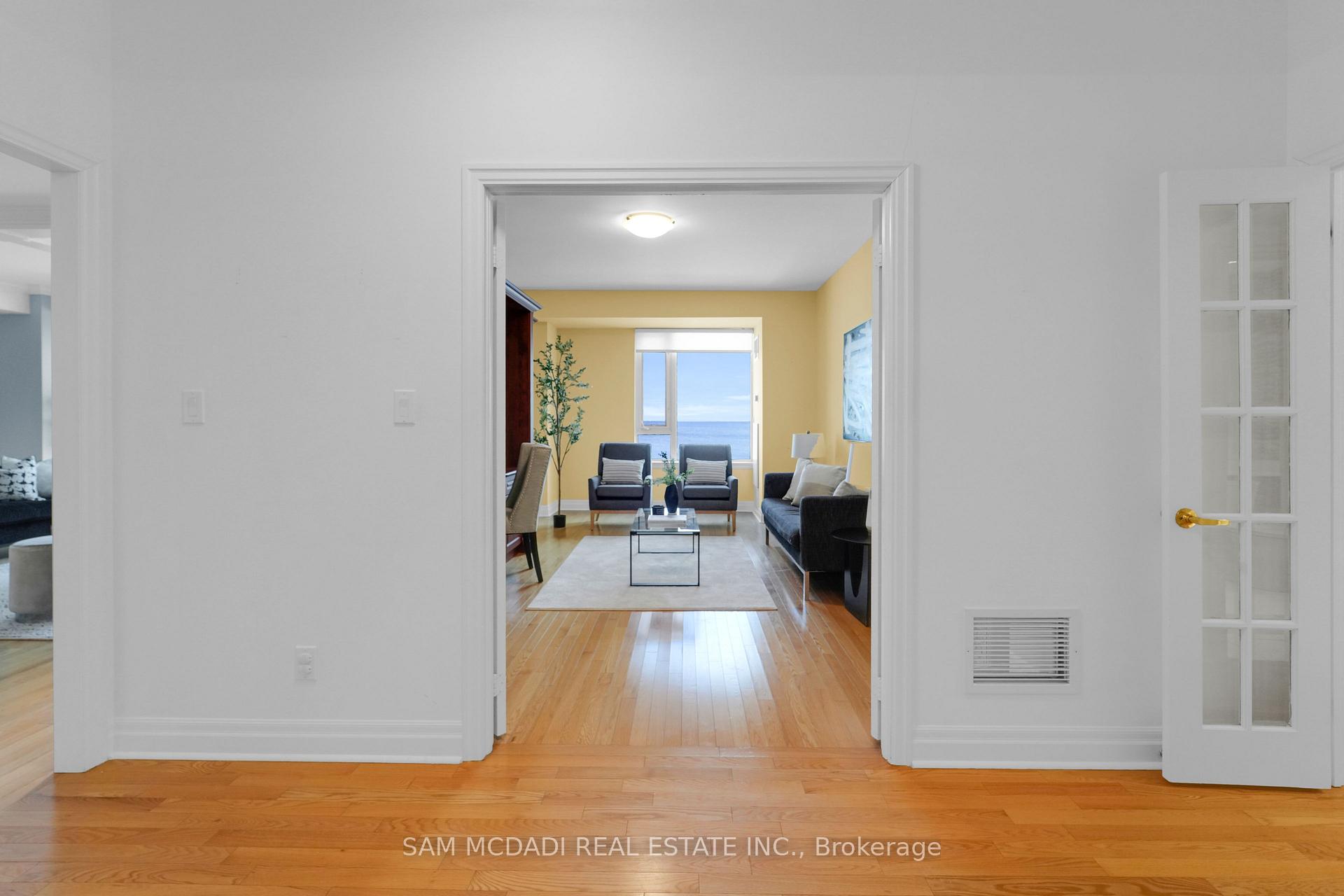 65 Port Street E 509