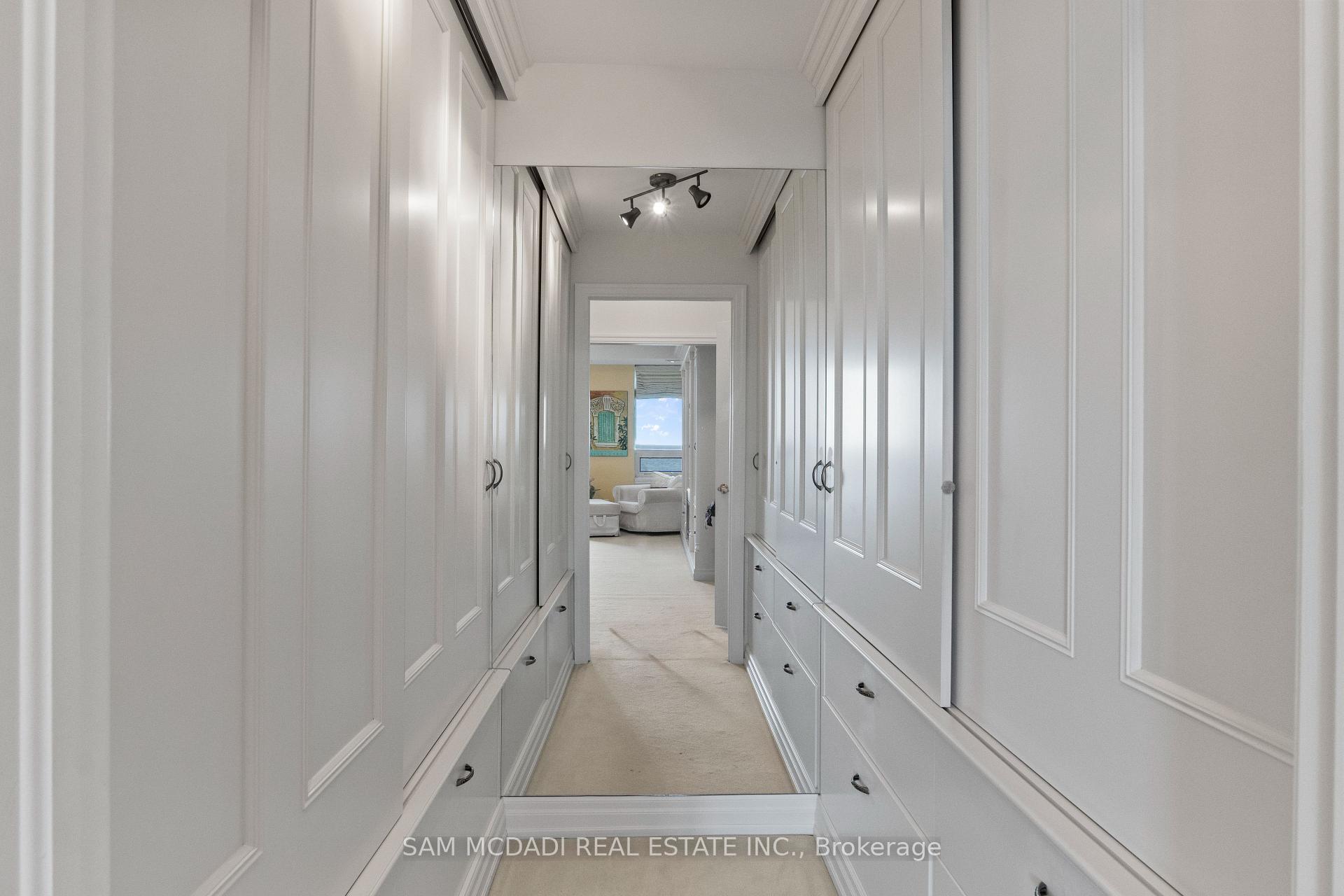 65 Port Street E 509