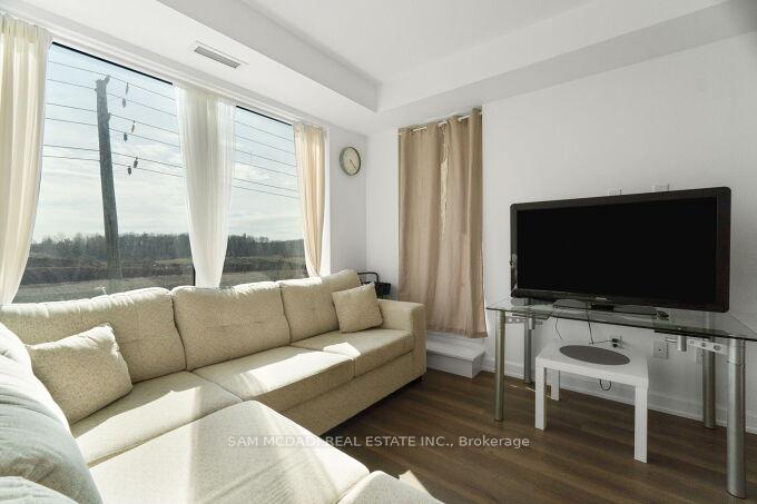 3200 William Coltson Avenue 318