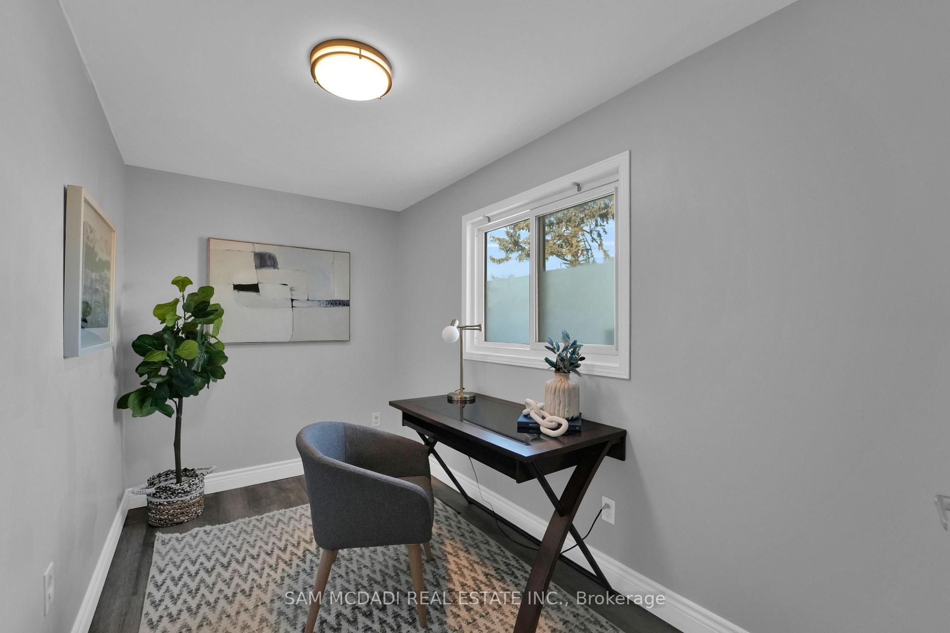 5 Bow River Crescent S