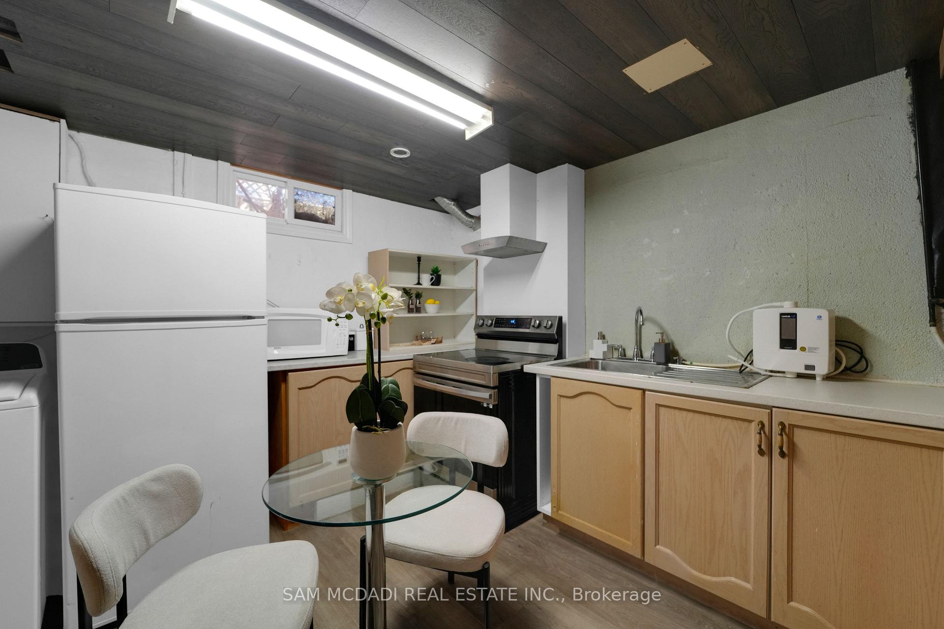 5 Bow River Crescent S