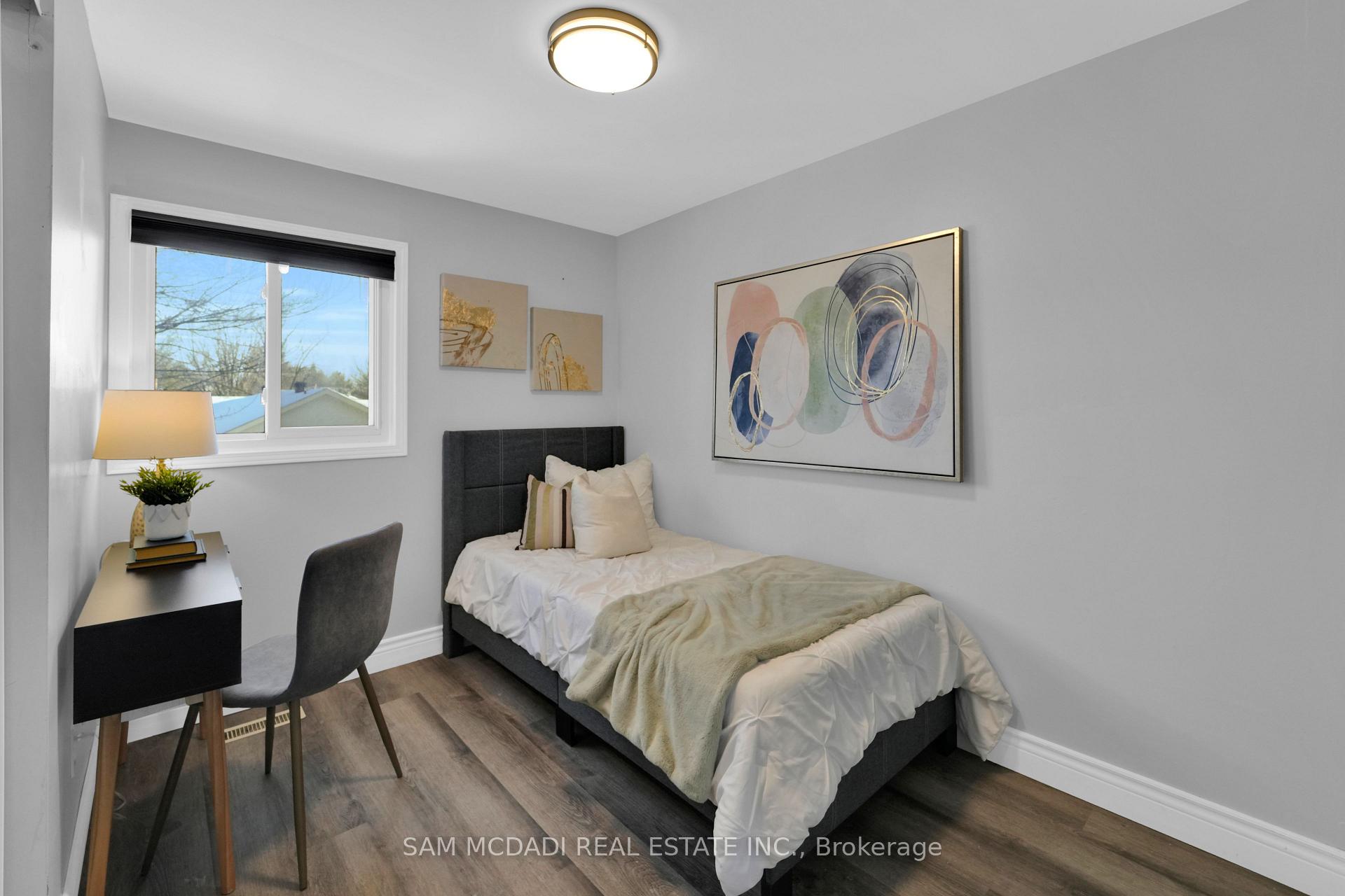 5 Bow River Crescent S