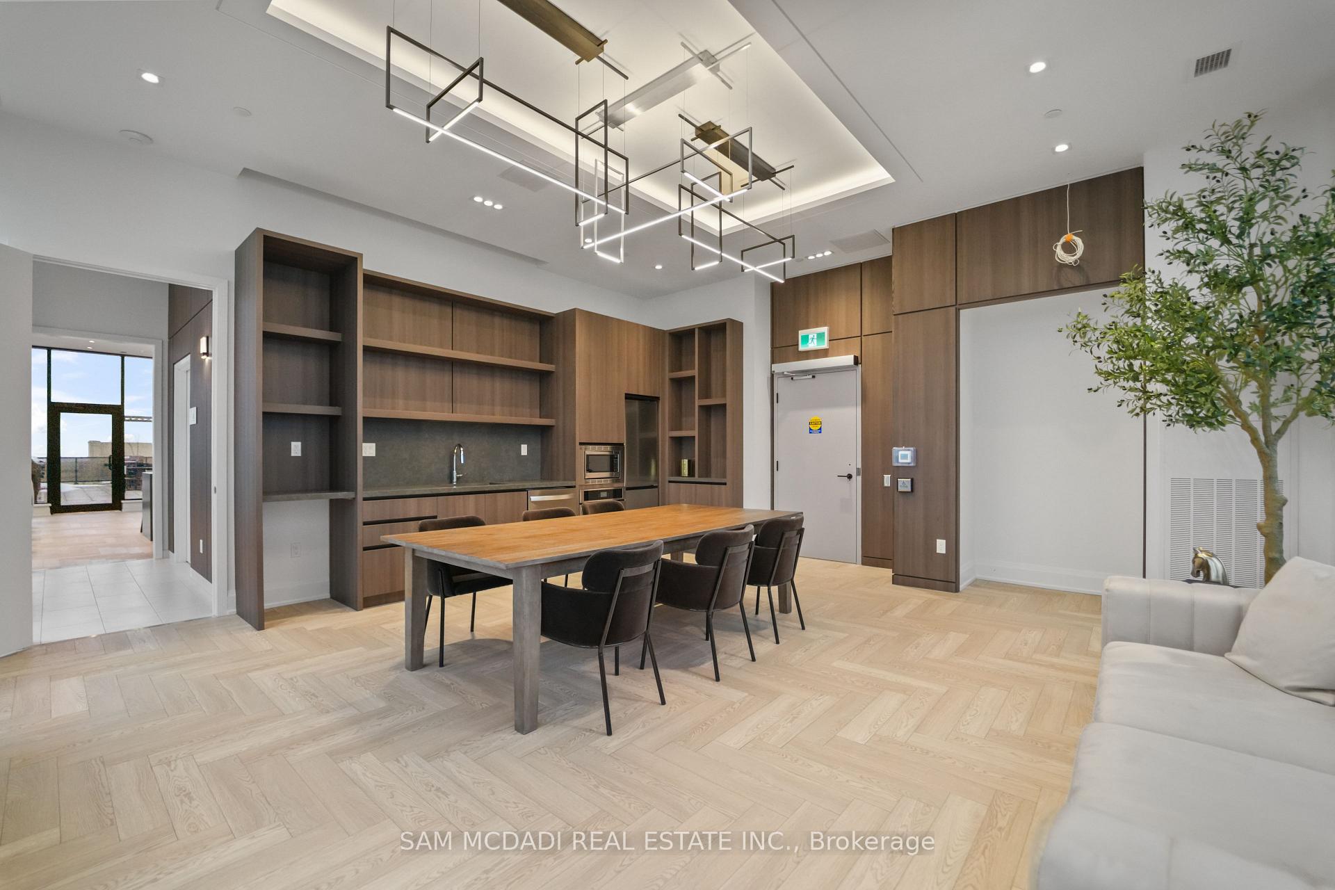 1035 Southdown Road 1503