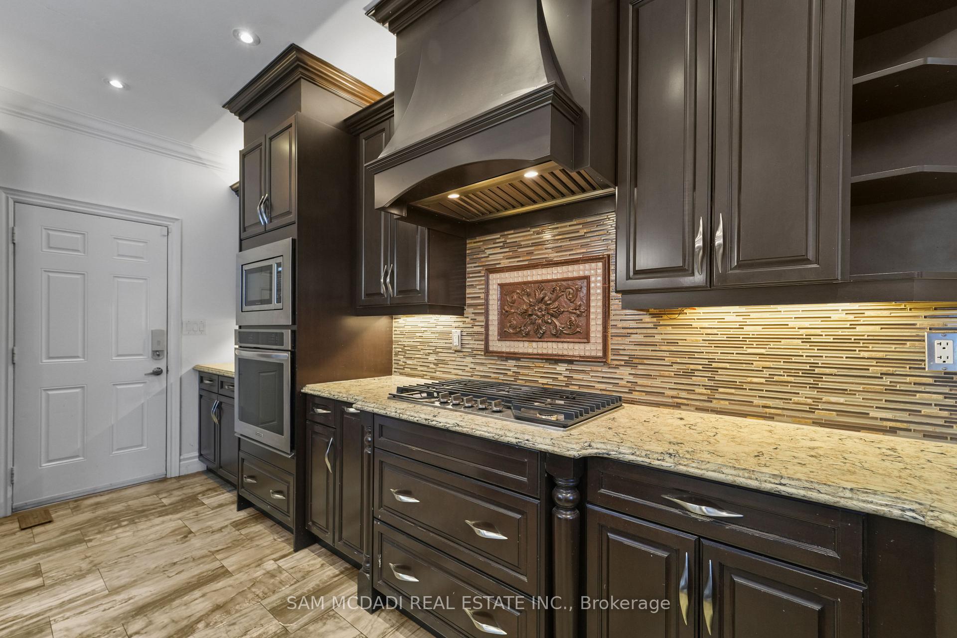 424 Tonelli Lane Upper