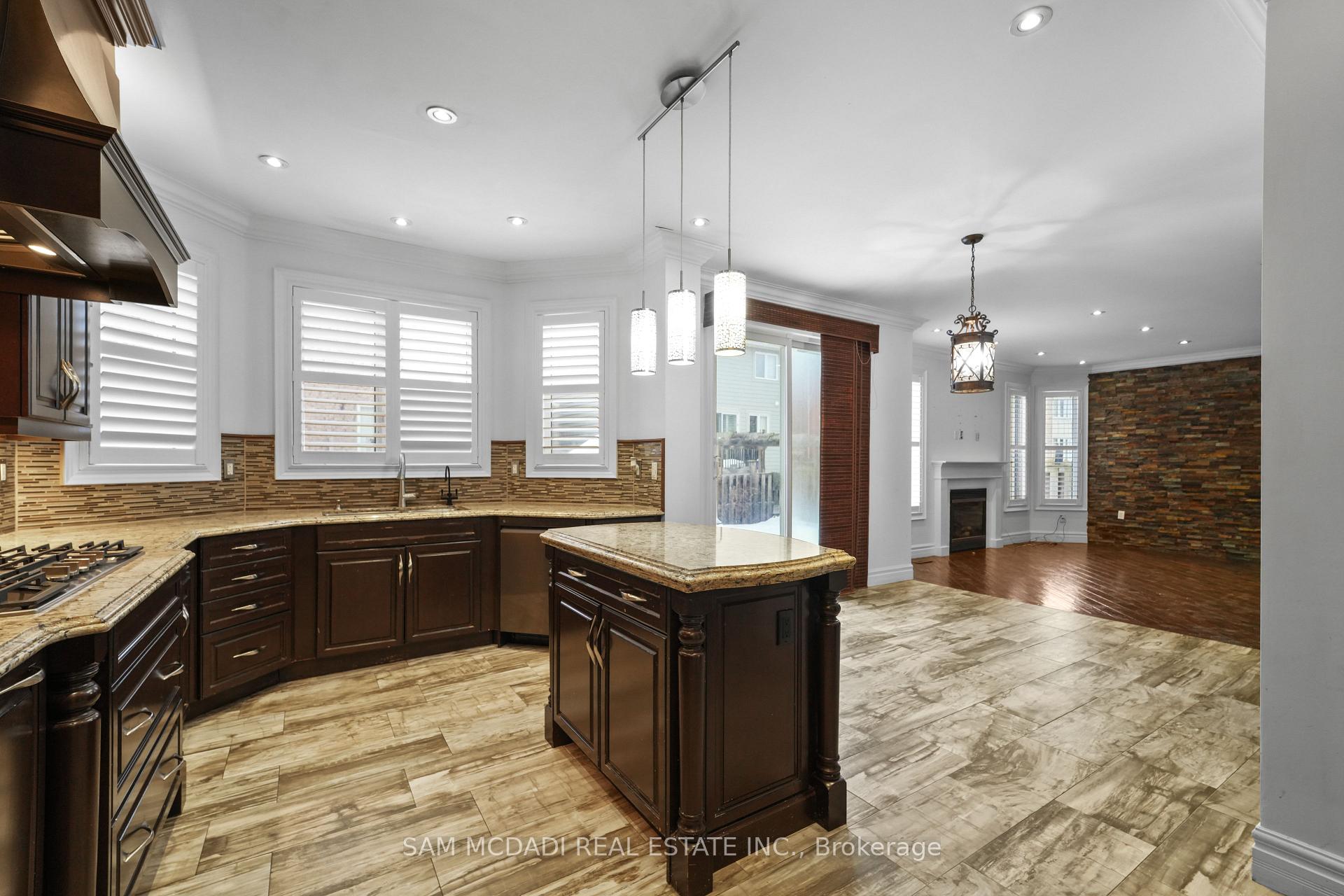 424 Tonelli Lane Upper