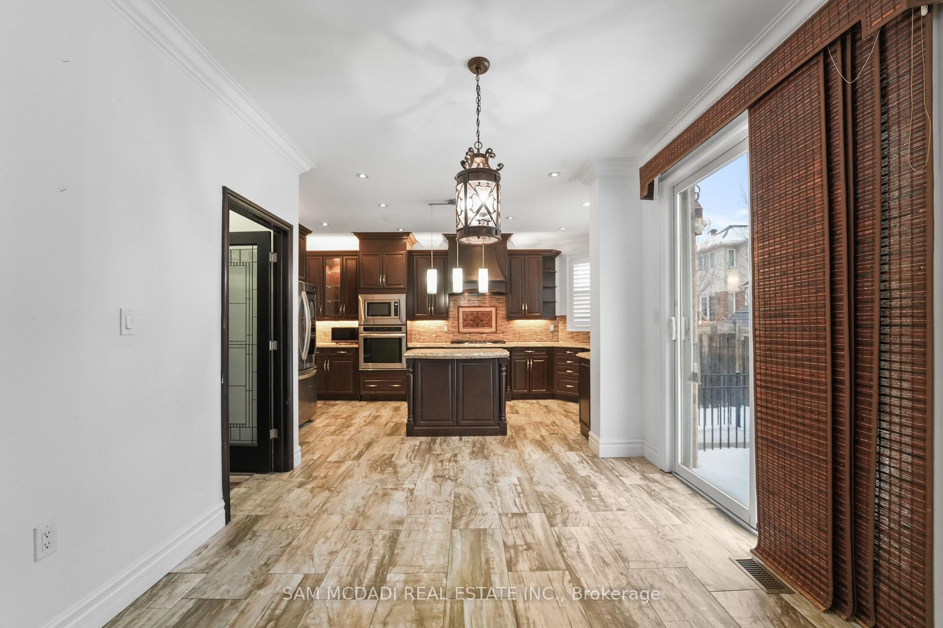 424 Tonelli Lane Upper