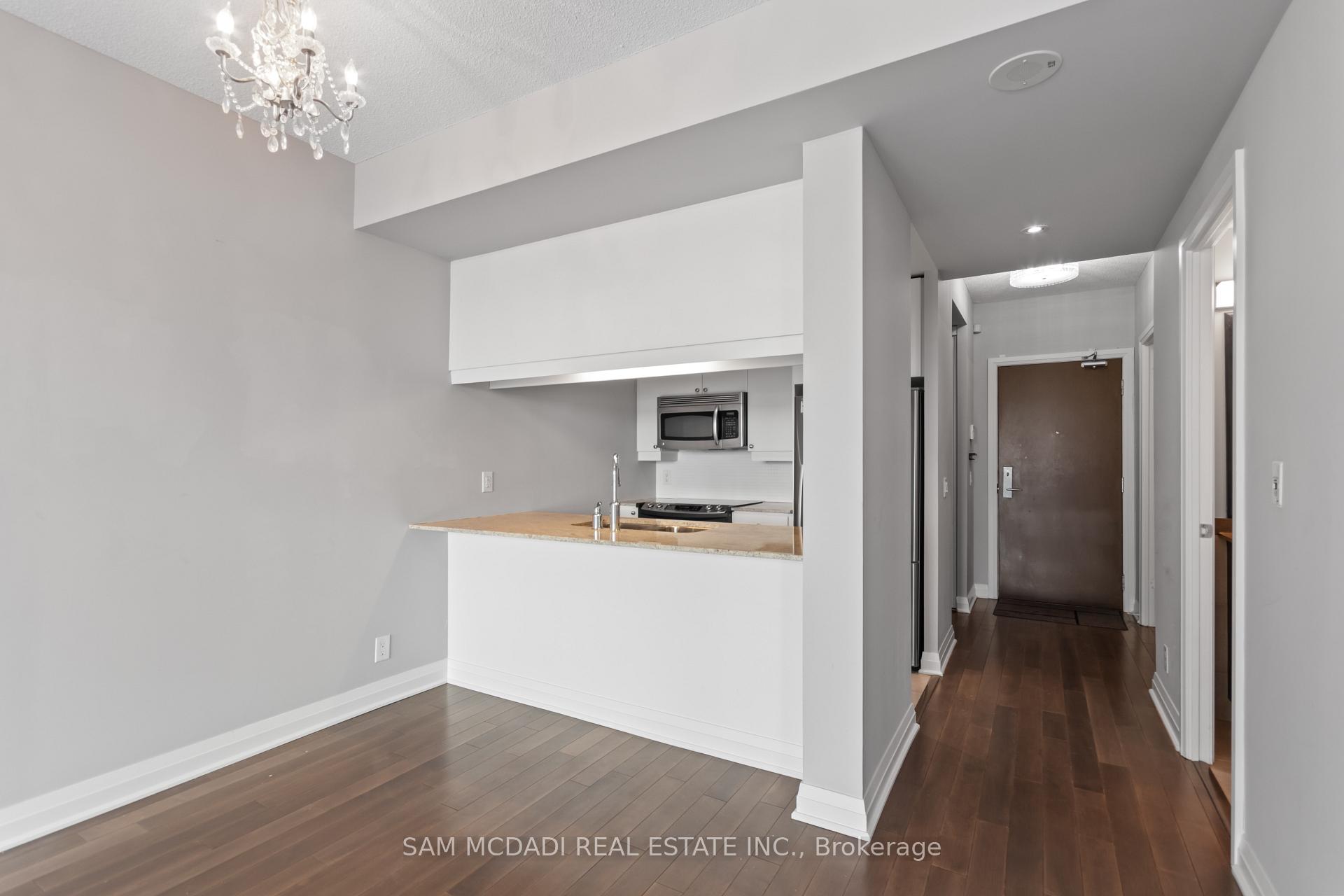 1055 Southdown Road 704