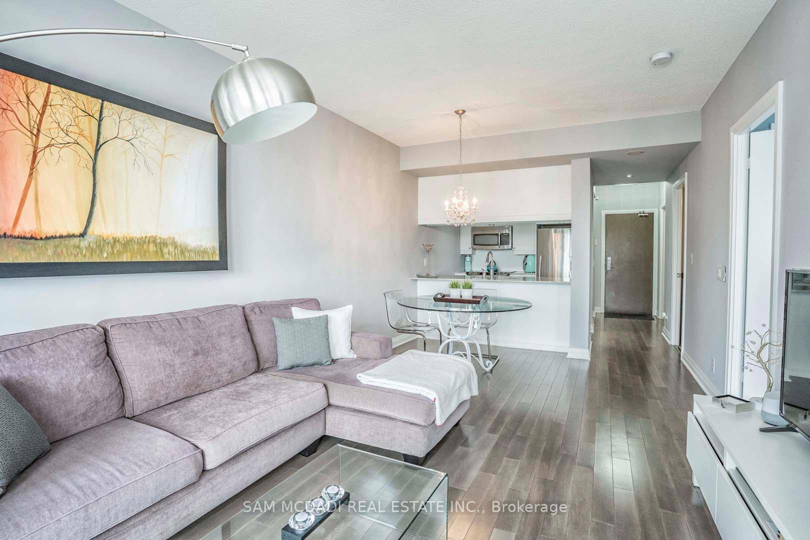 1055 Southdown Road 704