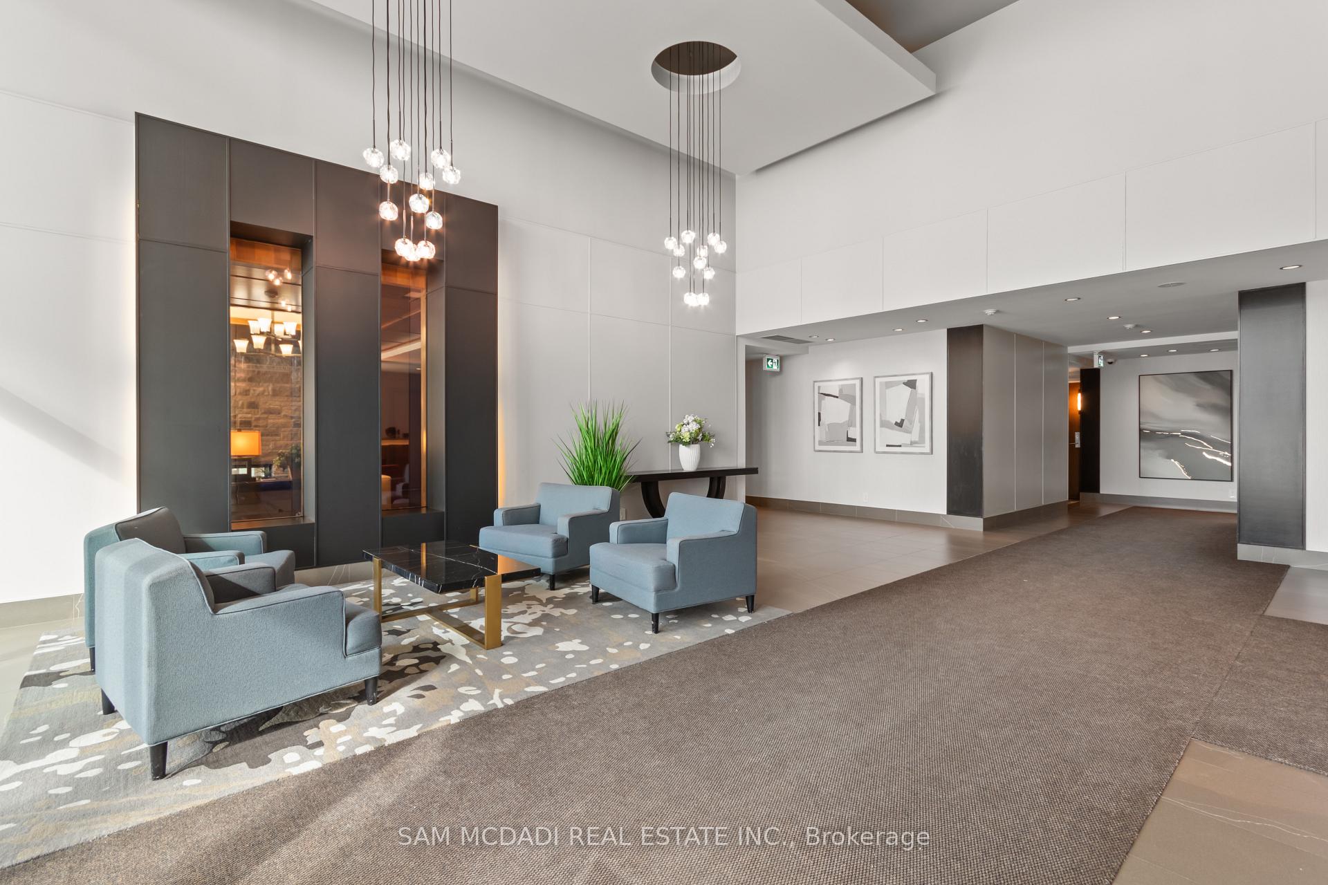 1055 Southdown Road 704