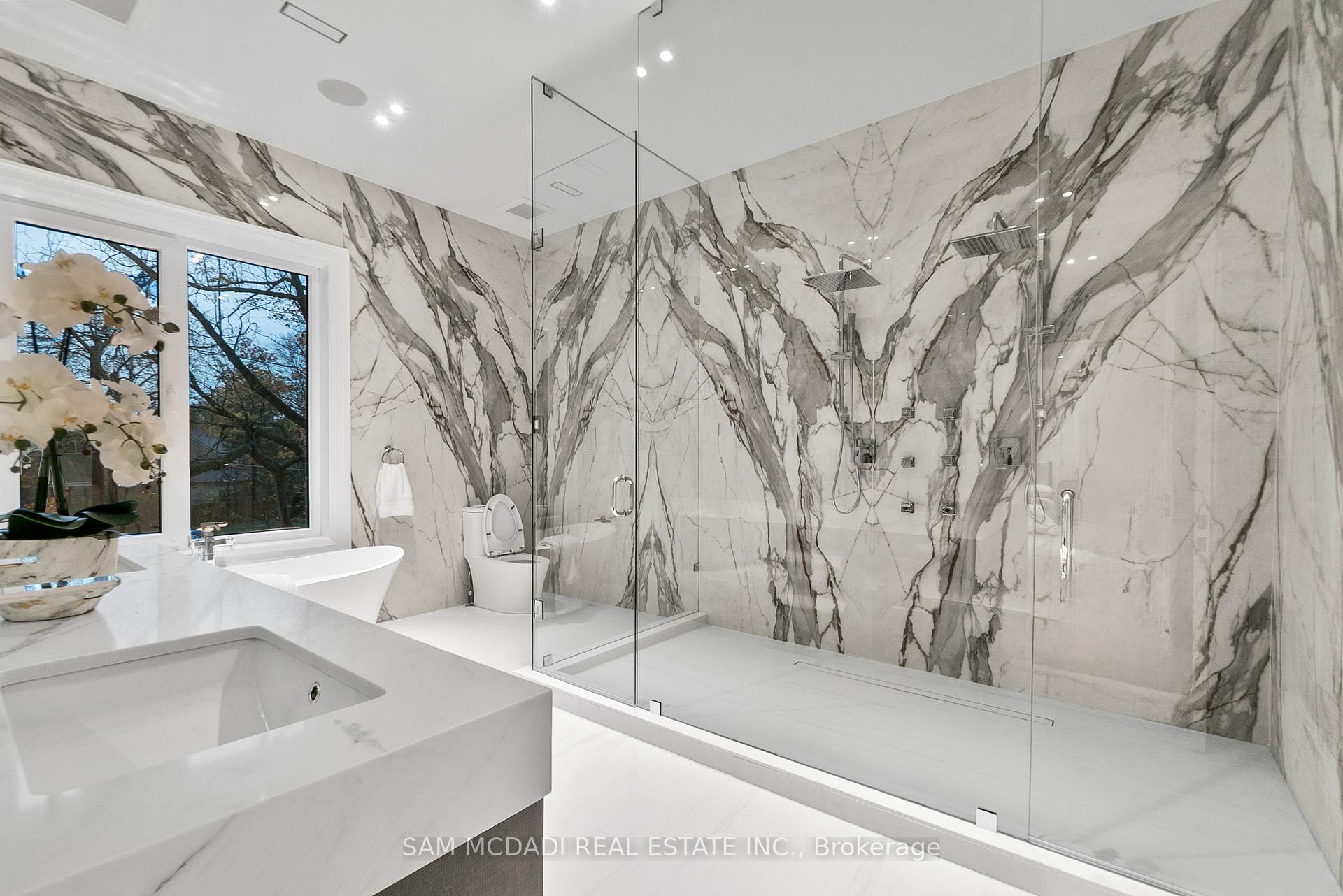 84 Pebbleridge Place