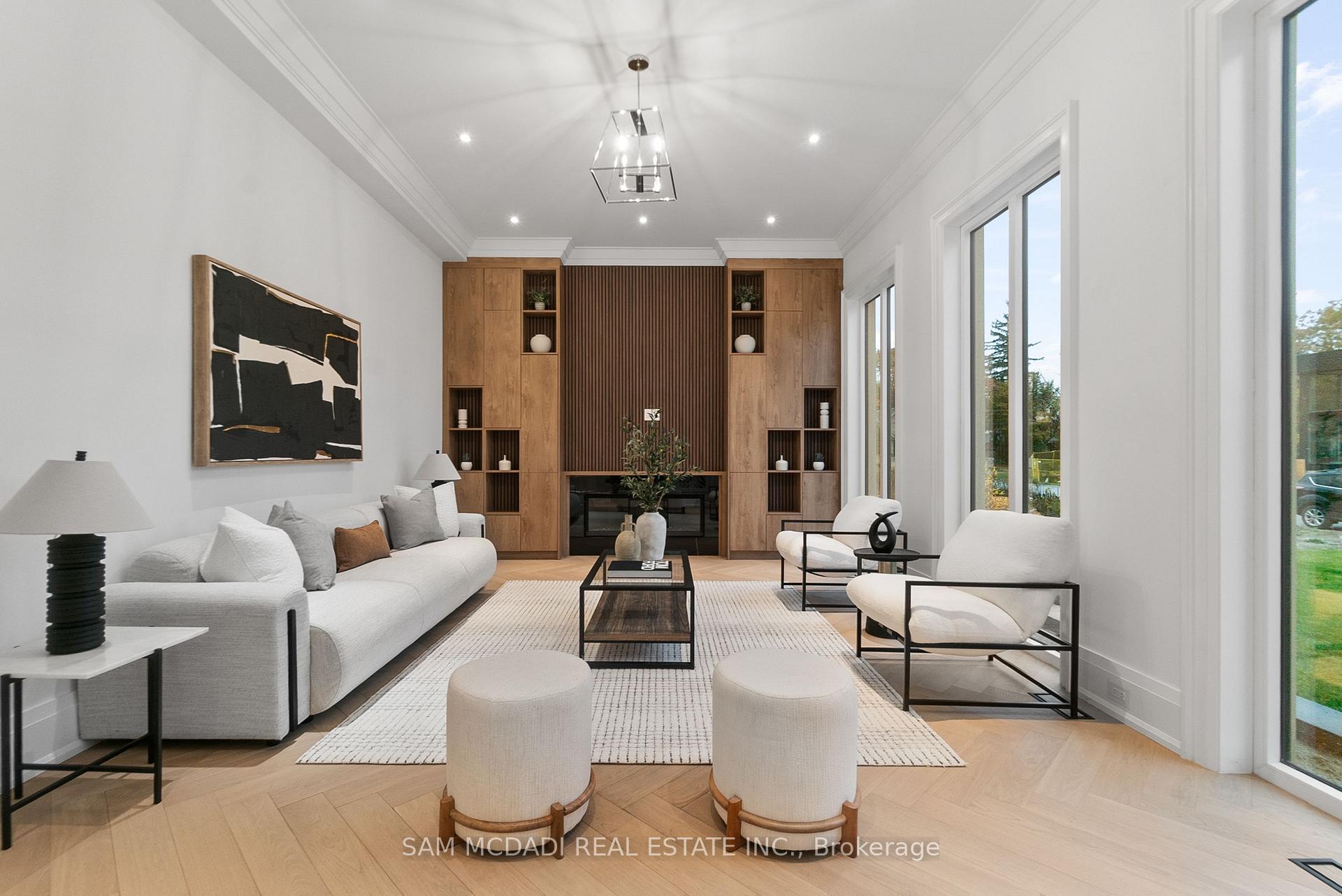 84 Pebbleridge Place