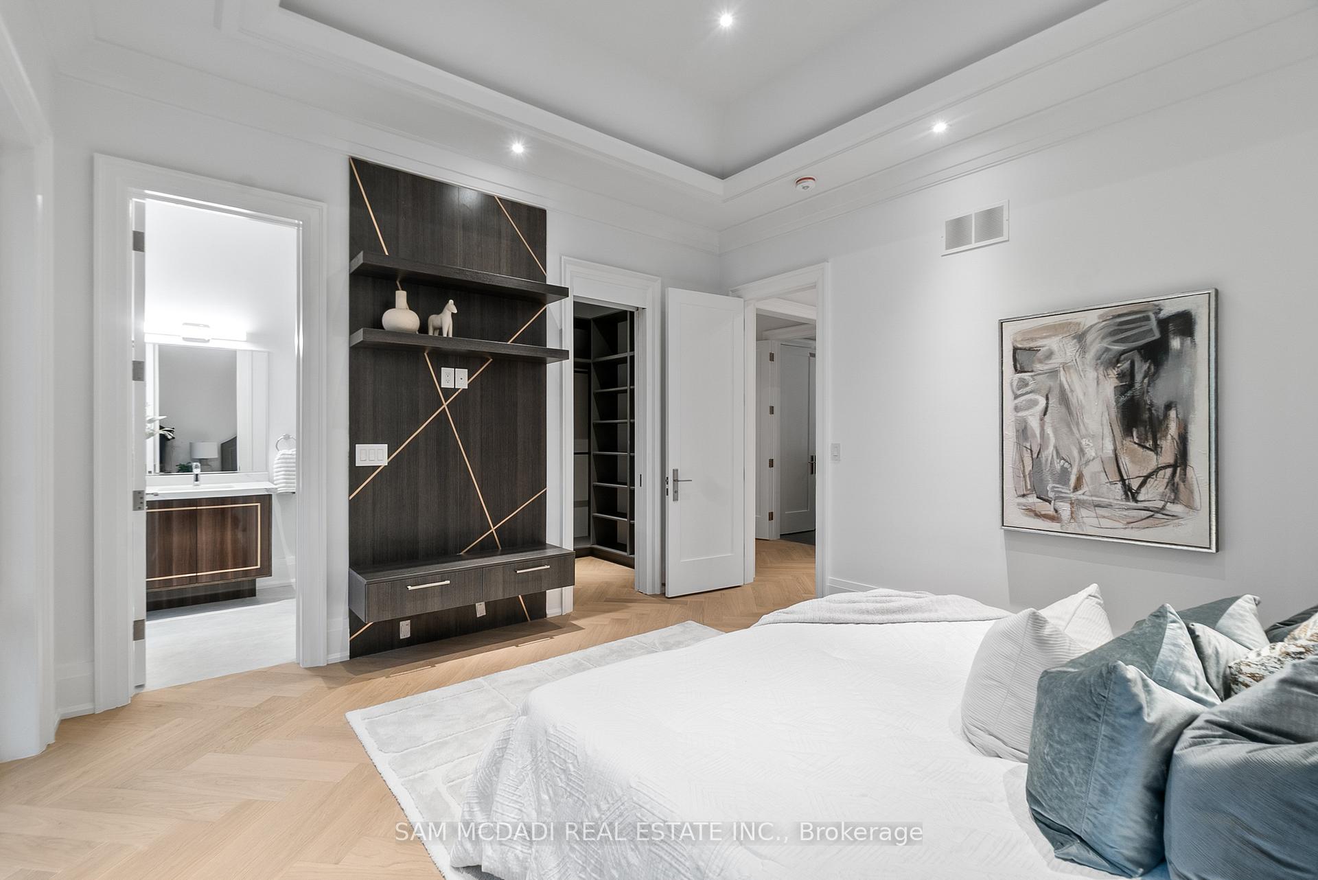 84 Pebbleridge Place