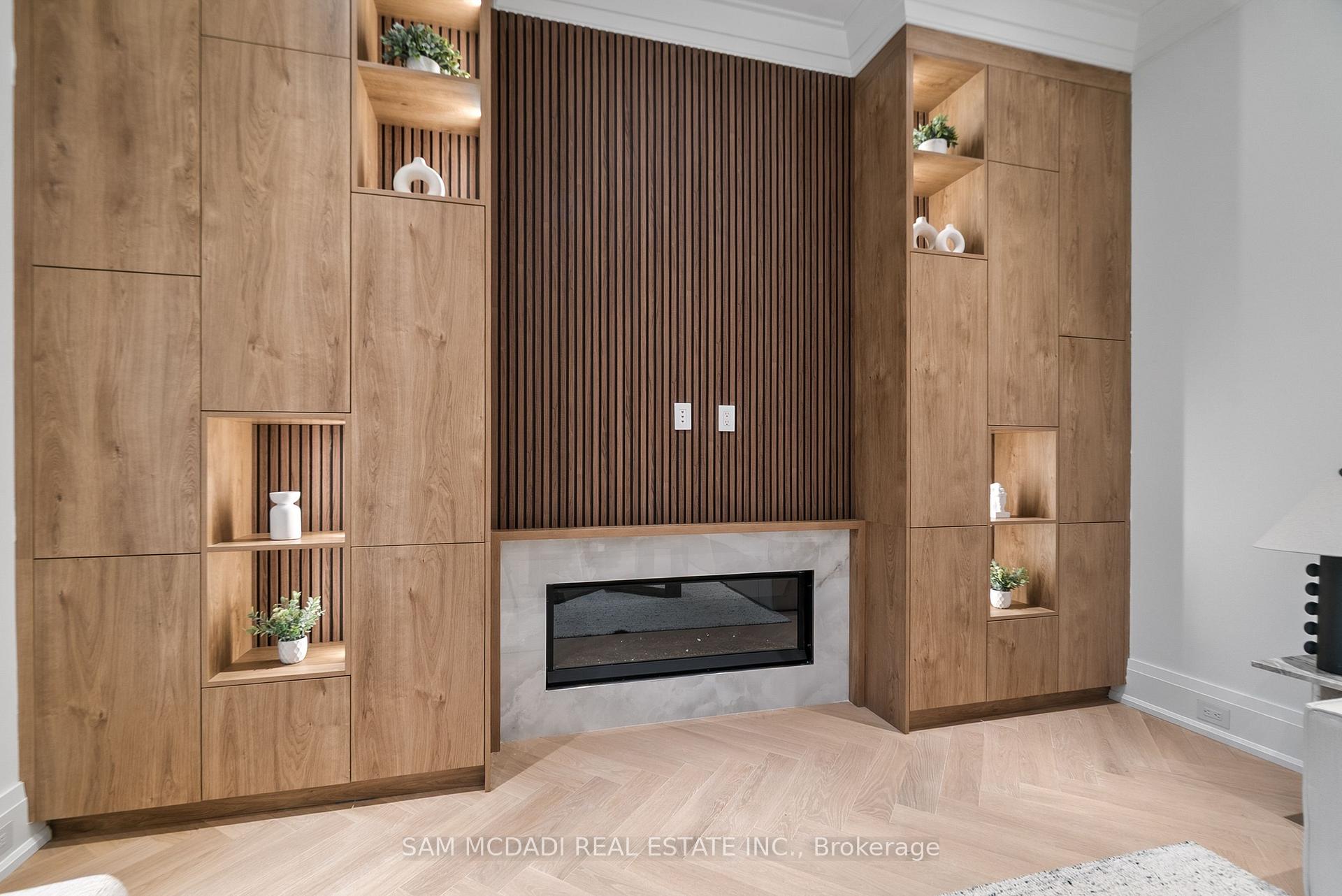 84 Pebbleridge Place