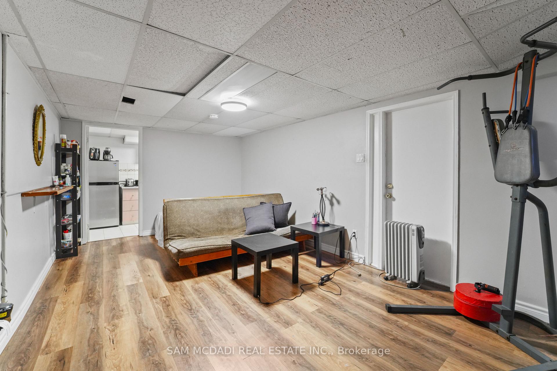 1004 Queensbridge Drive