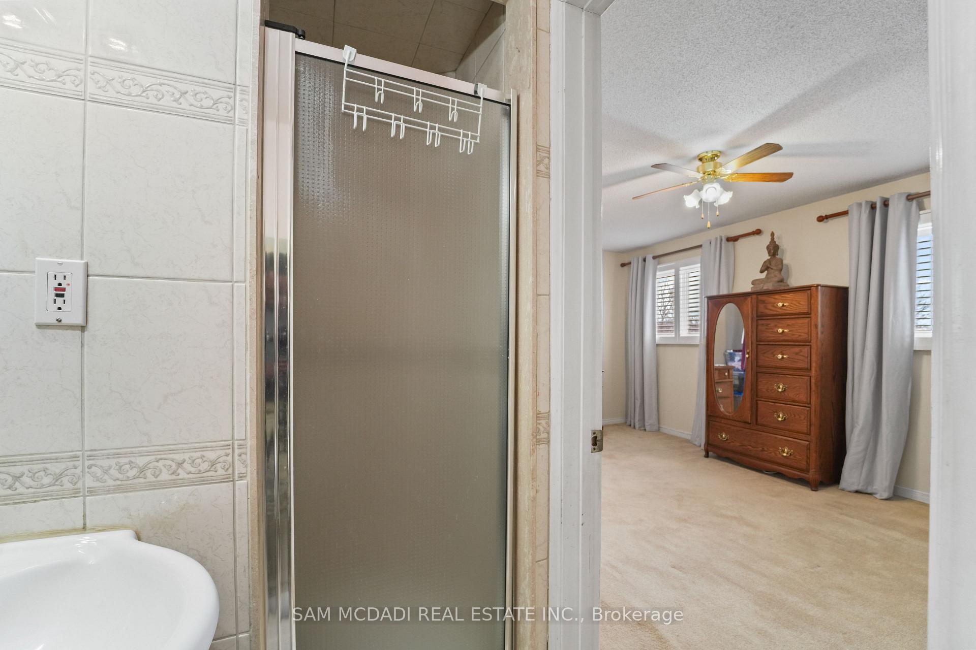 1004 Queensbridge Drive