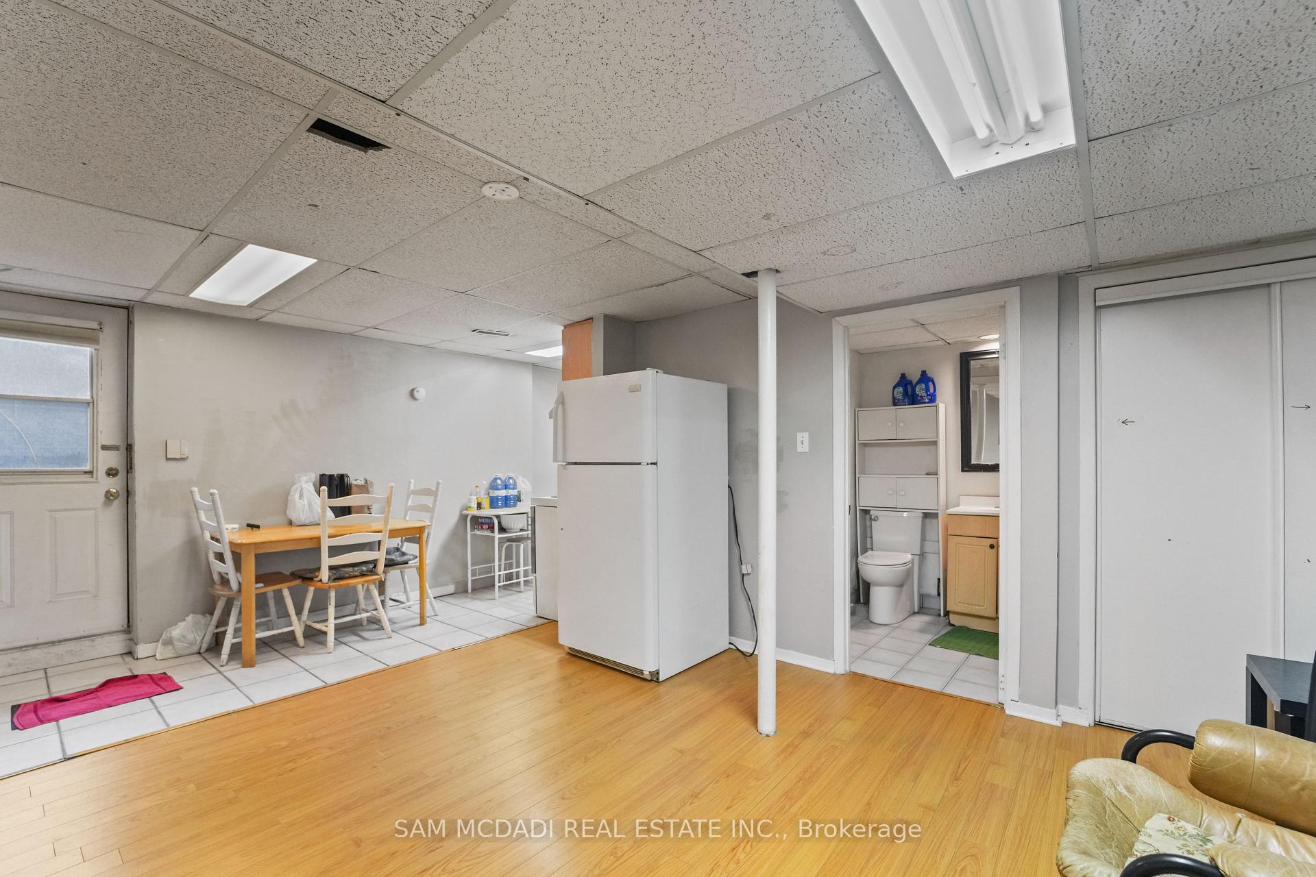 1004 Queensbridge Drive