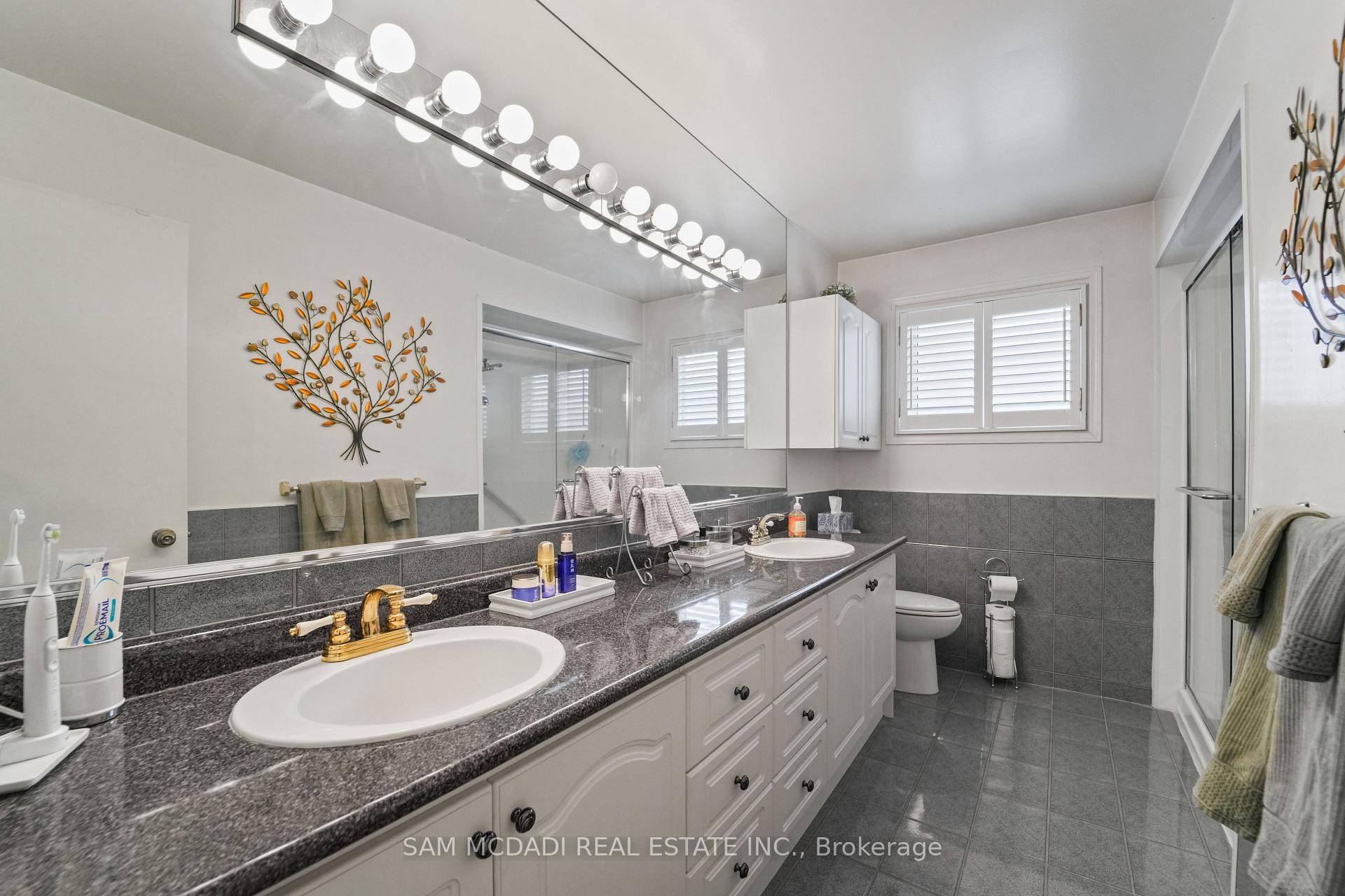 1004 Queensbridge Drive