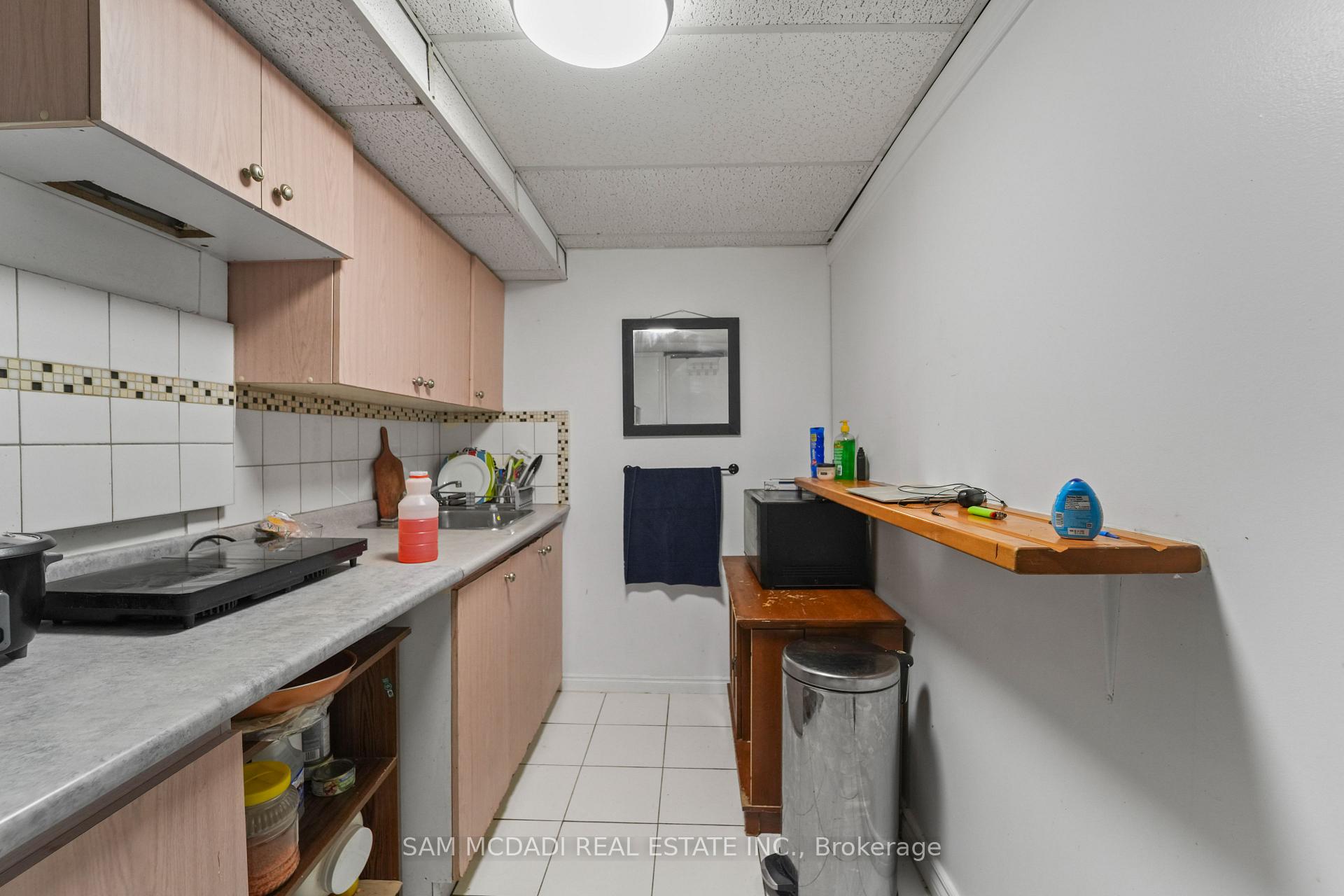 1004 Queensbridge Drive