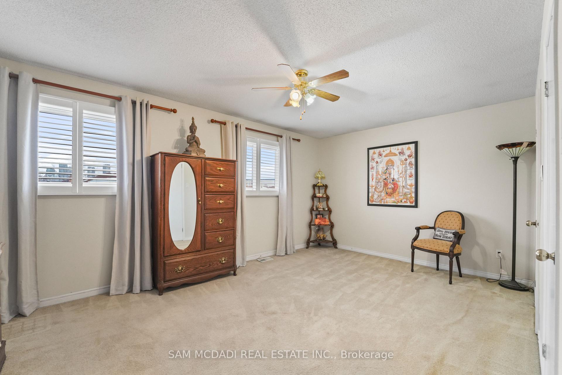 1004 Queensbridge Drive