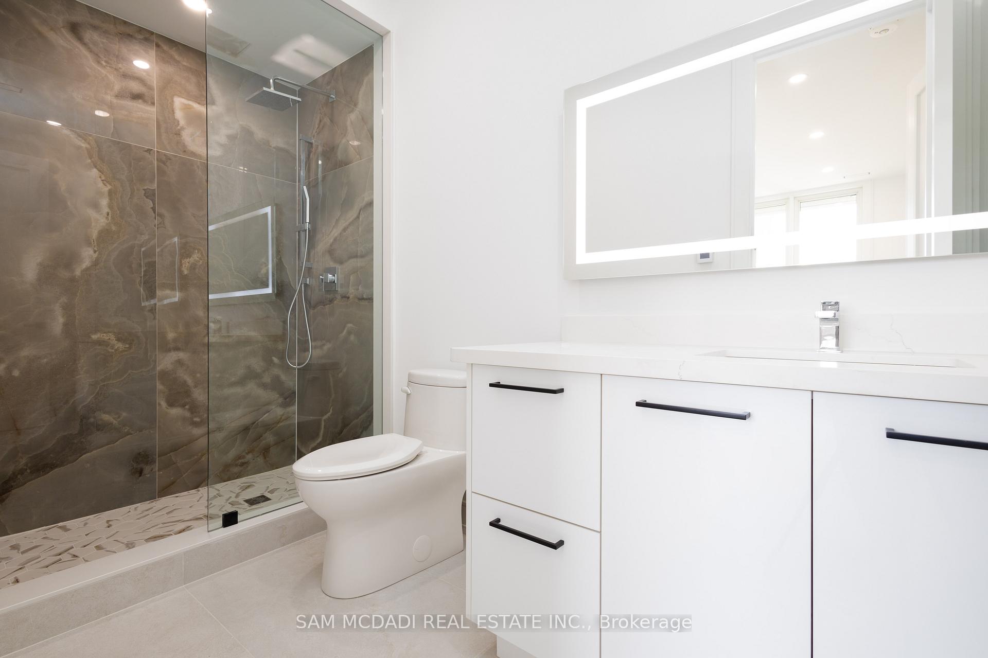 24 Twenty First Street