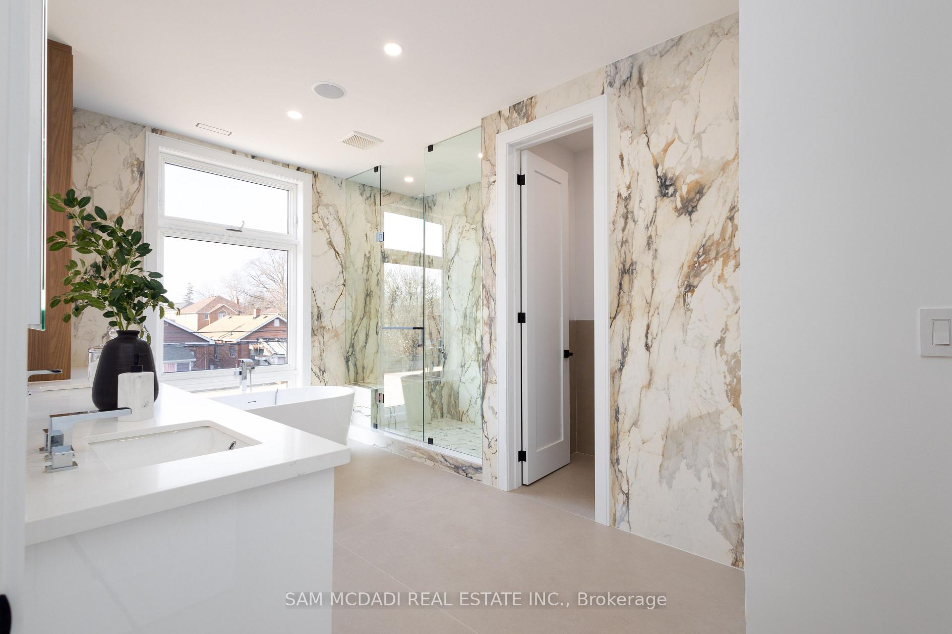 24 Twenty First Street