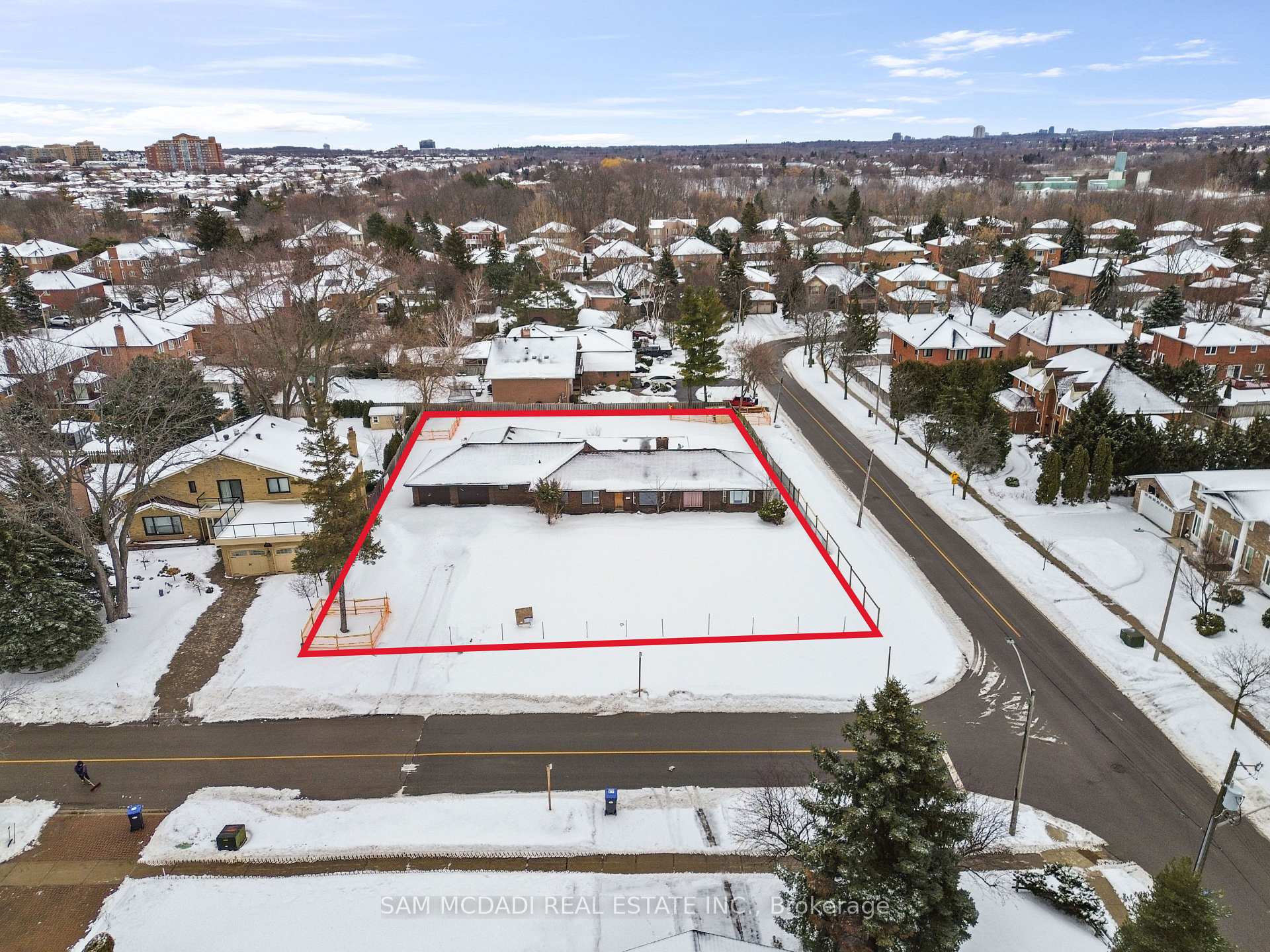 5285 Durie Road