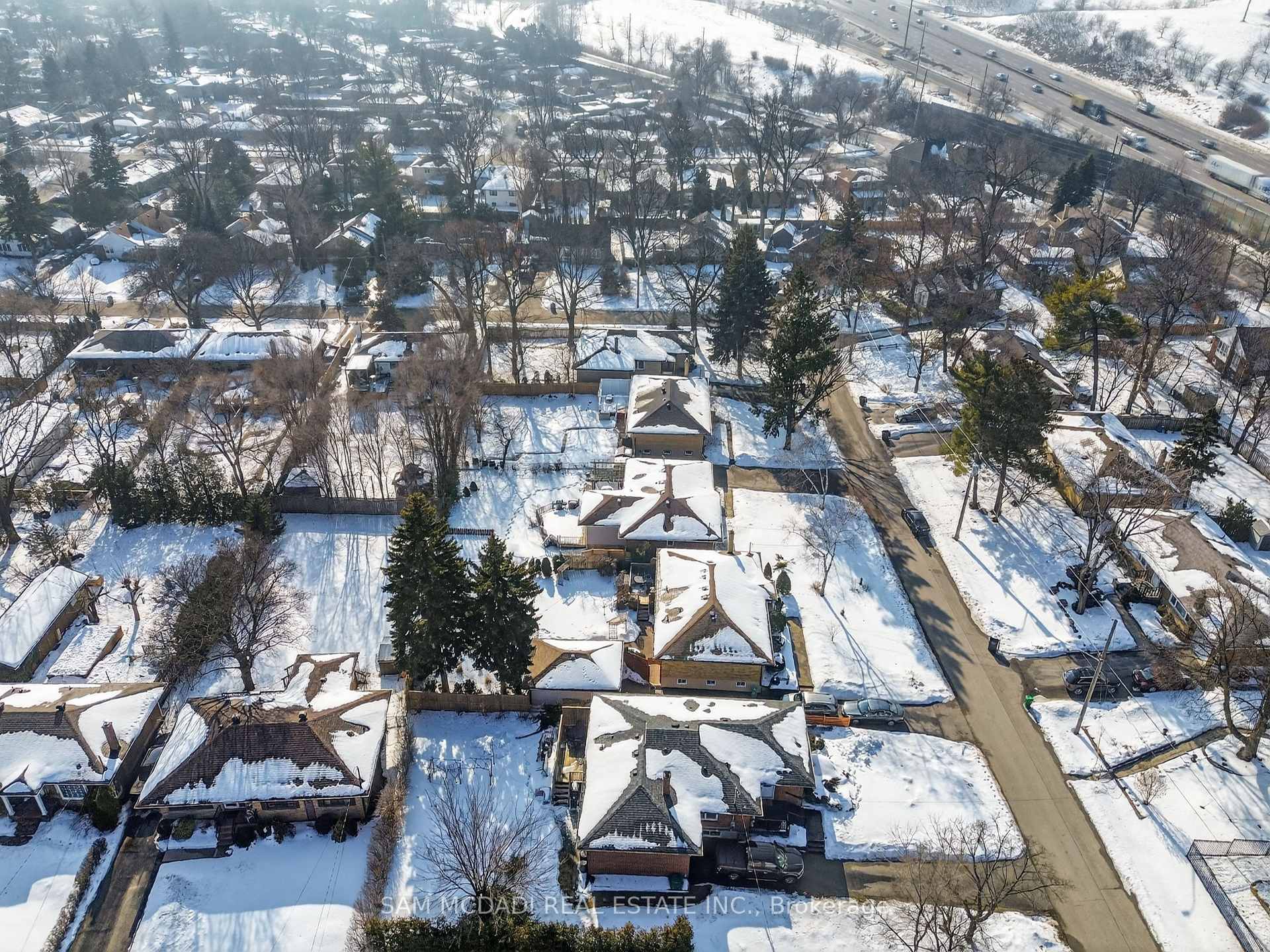 1655 Springwell Avenue