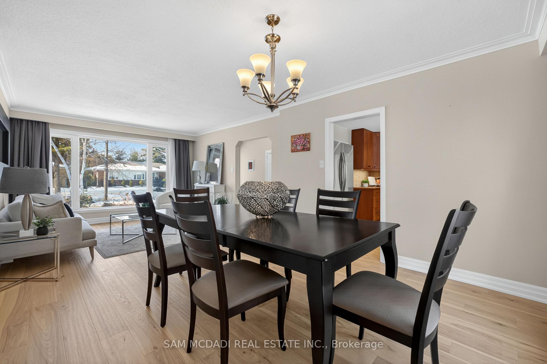 1655 Springwell Avenue