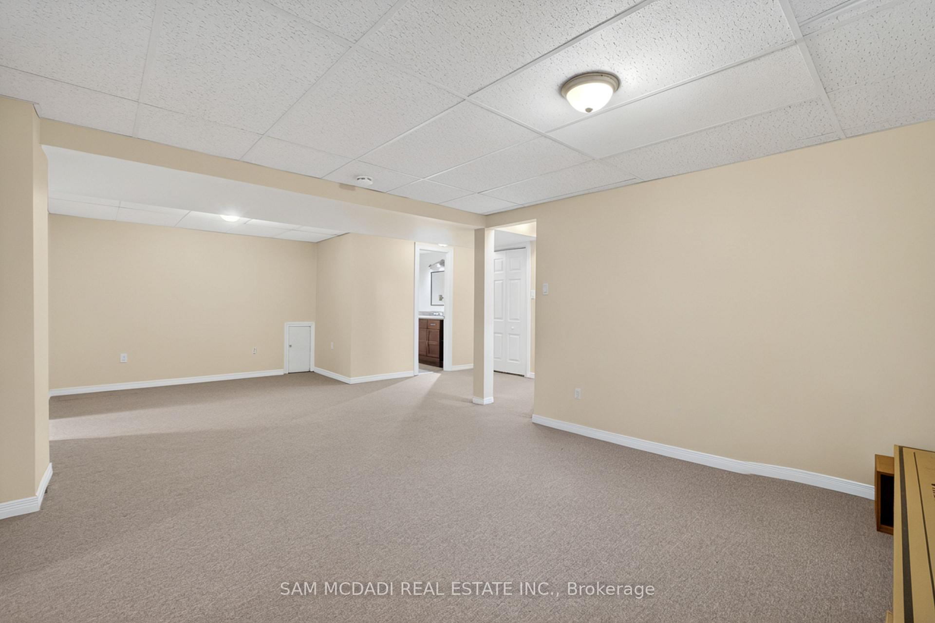 1655 Springwell Avenue