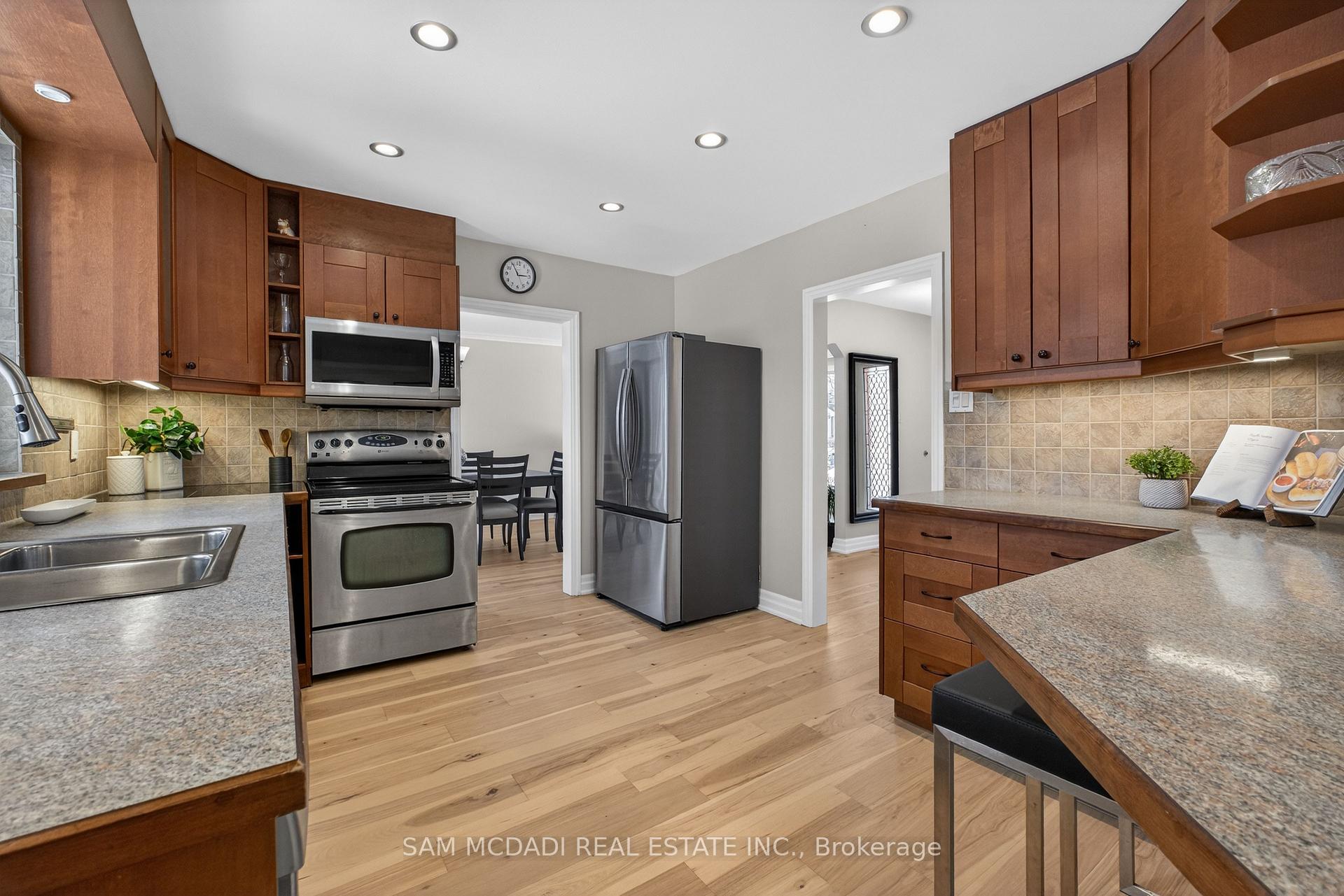 1655 Springwell Avenue