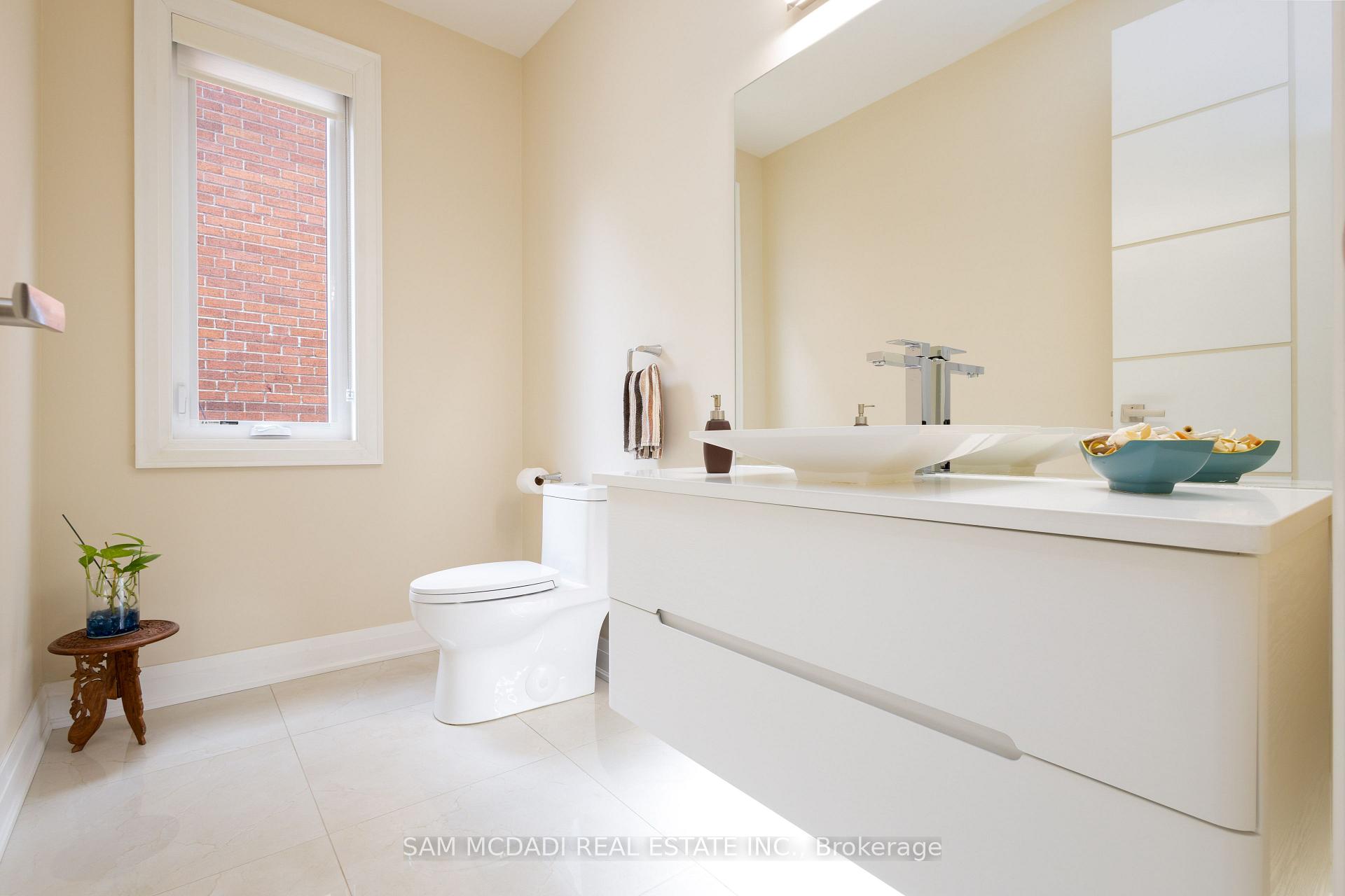 35A Broadview Avenue