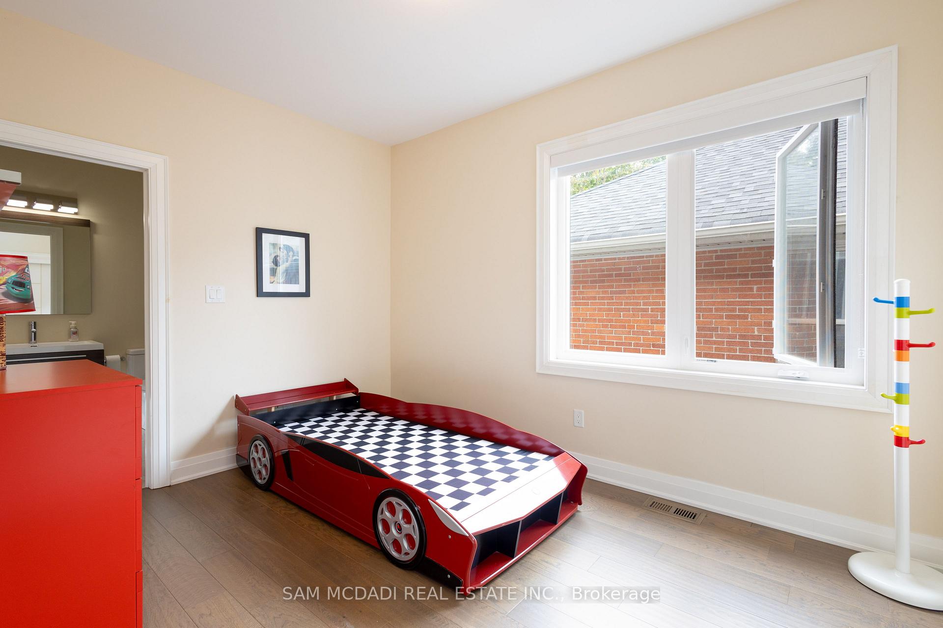 35A Broadview Avenue