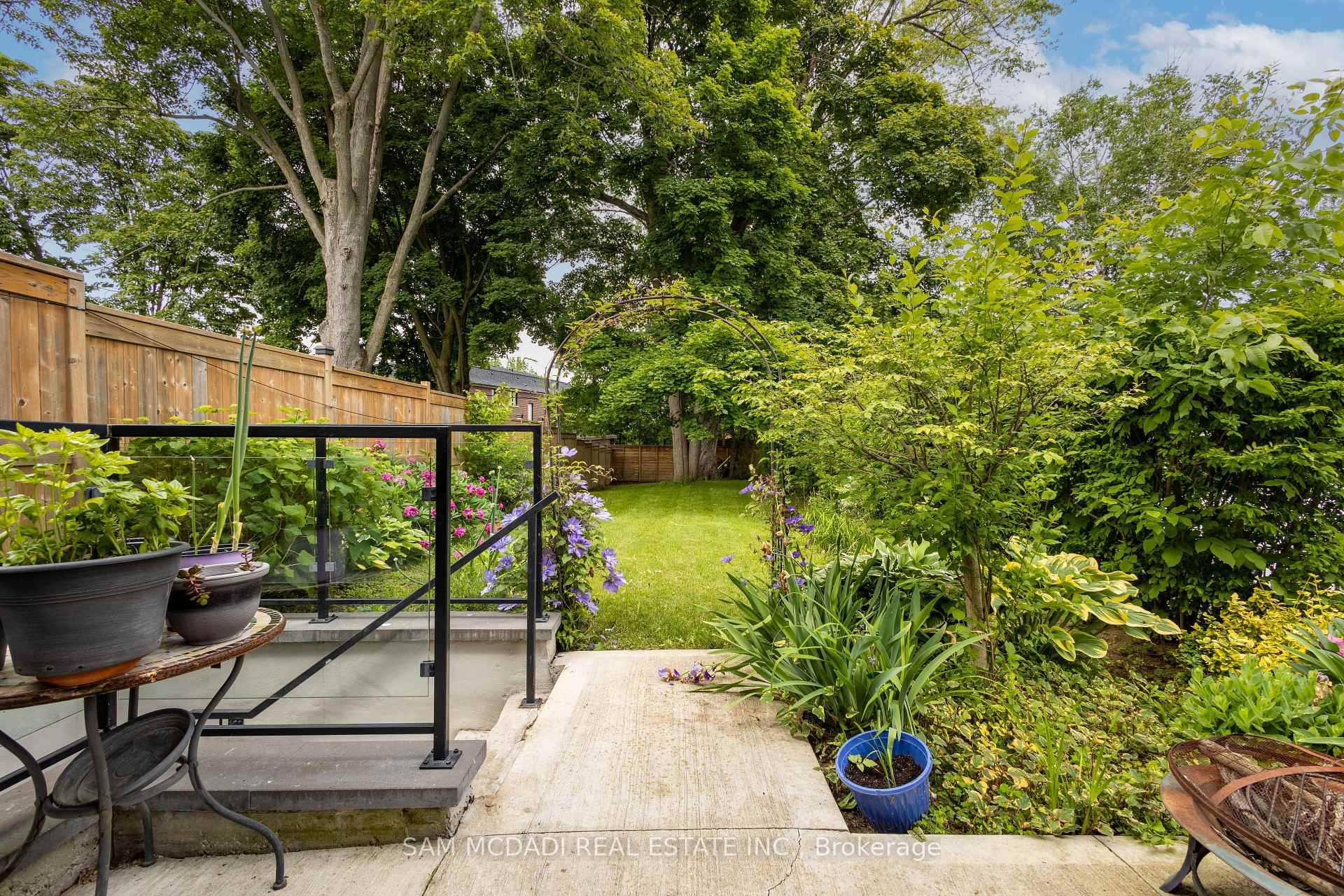 35A Broadview Avenue