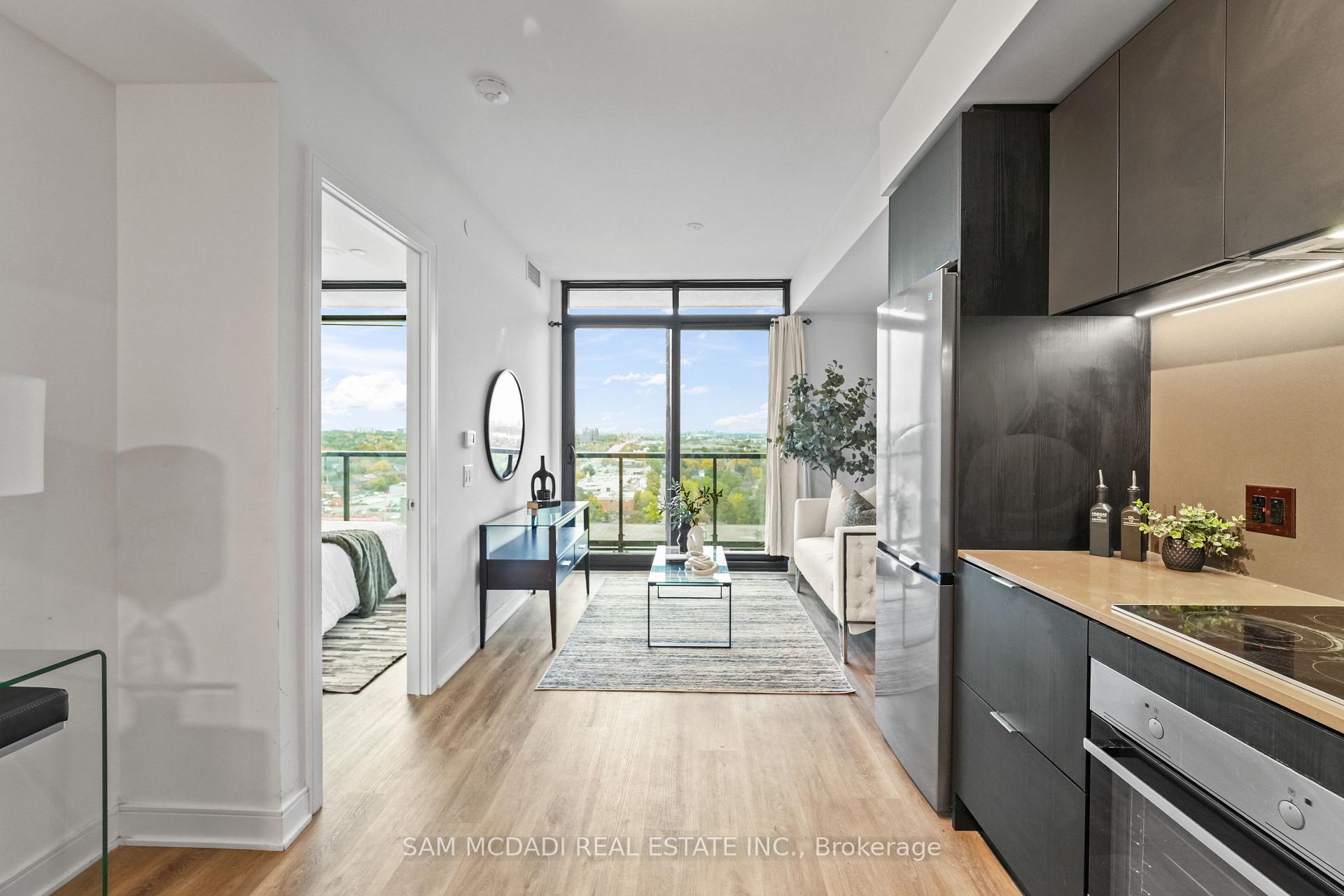 86 Dundas Street E 1513