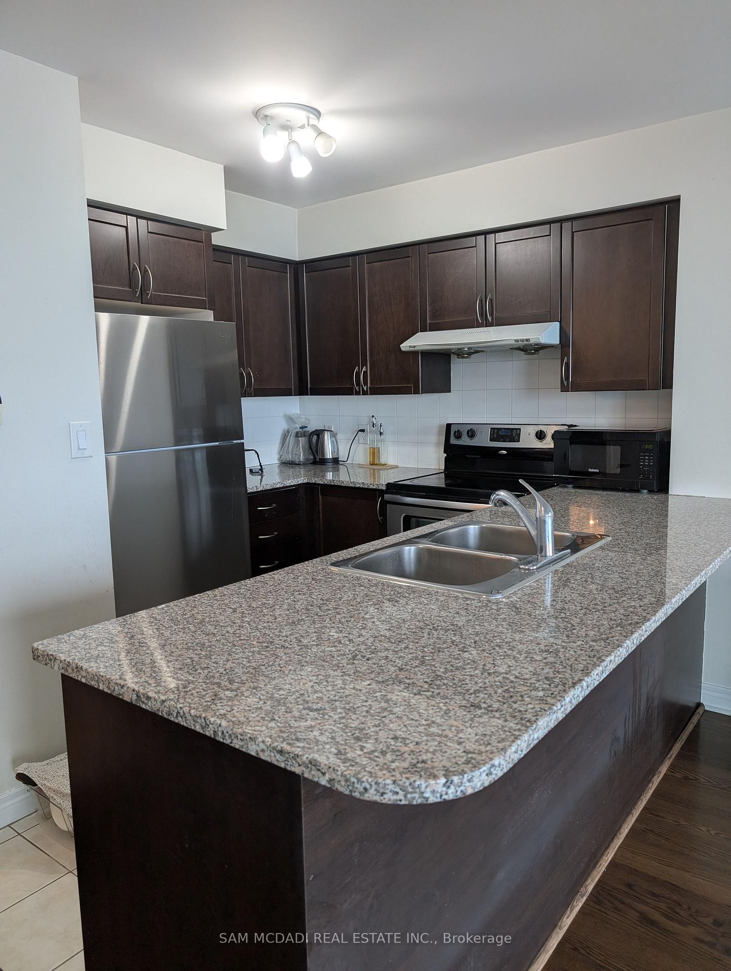 208 Enfield Place 2702